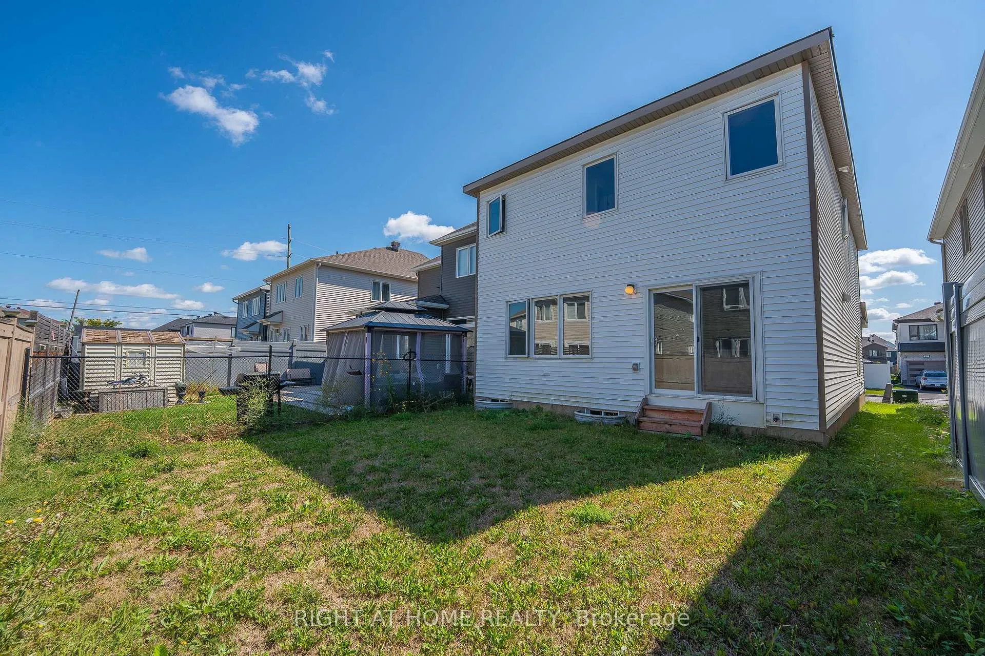 Photo 44 of 47 Mudminnow Crescent, Ottawa, Avalon West — HOMEH