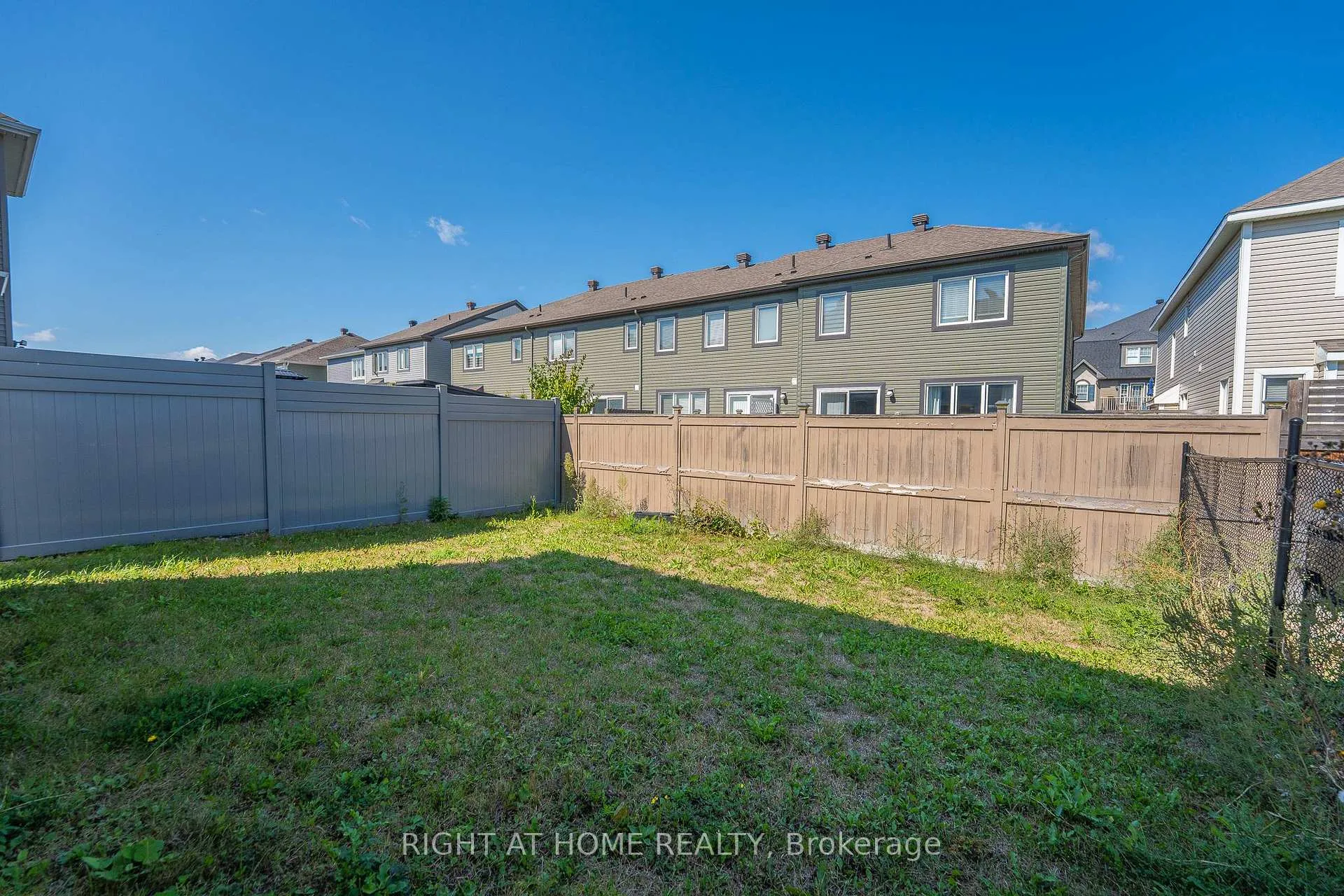 Photo 47 of 47 Mudminnow Crescent, Ottawa, Avalon West — HOMEH
