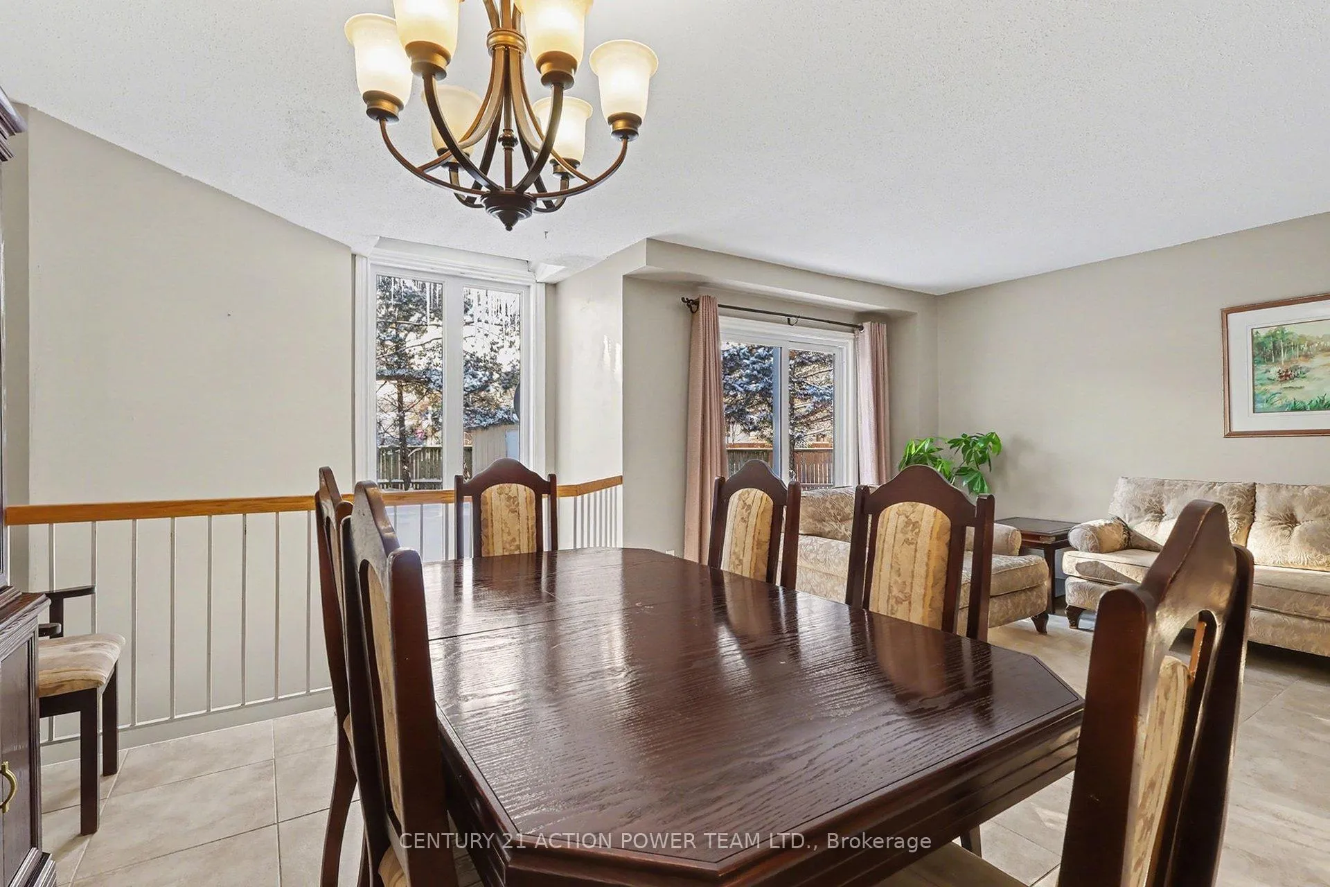 Photo 14 of 82 Burlington Crescent, Ottawa, Hunt Club Park/Greenboro — HOMEH