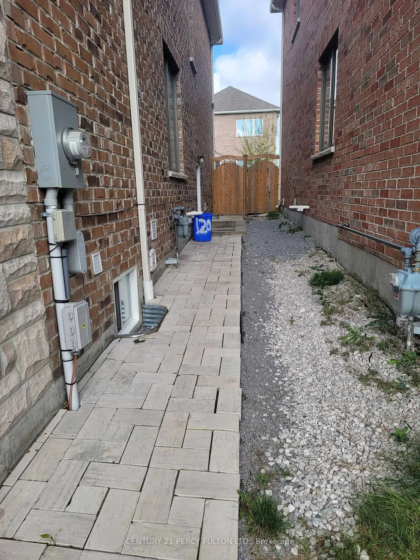 Photo 3 of Unit Bsmt, 120 Westfield Drive, Whitby, Lynde Creek — HOMEH
