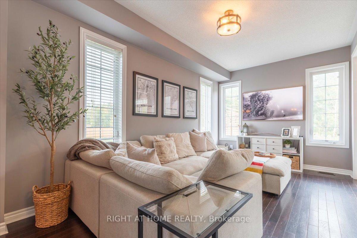 Photo 7 of 117 Collier Crescent, Essa, Angus — HOMEH