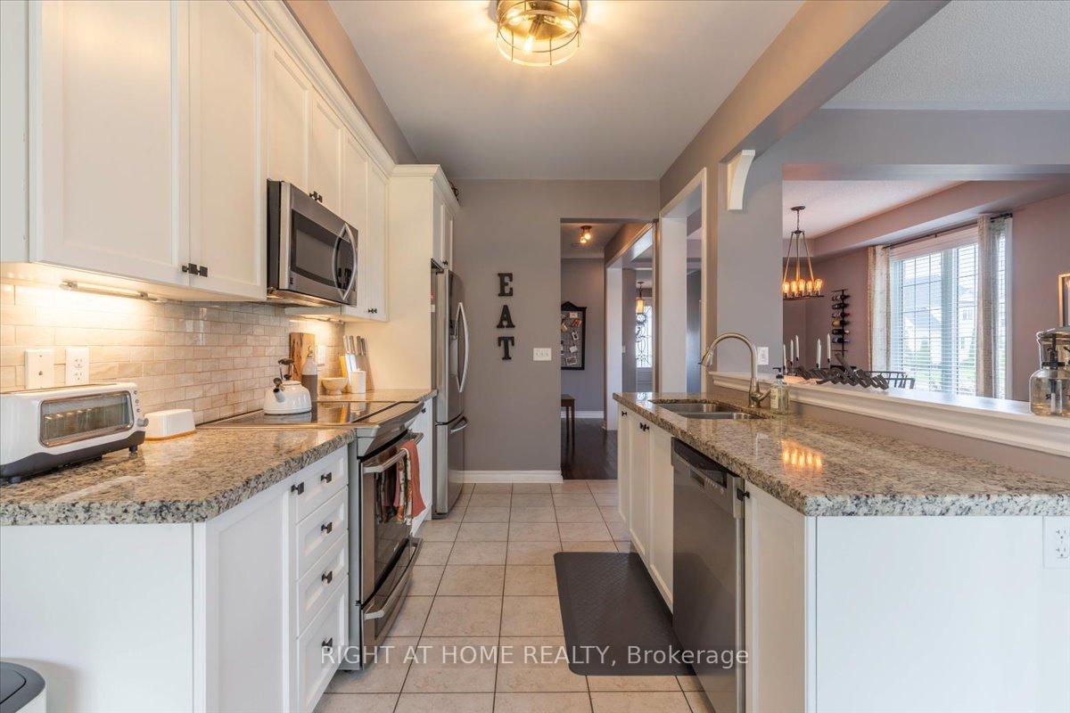 Photo 10 of 117 Collier Crescent, Essa, Angus — HOMEH