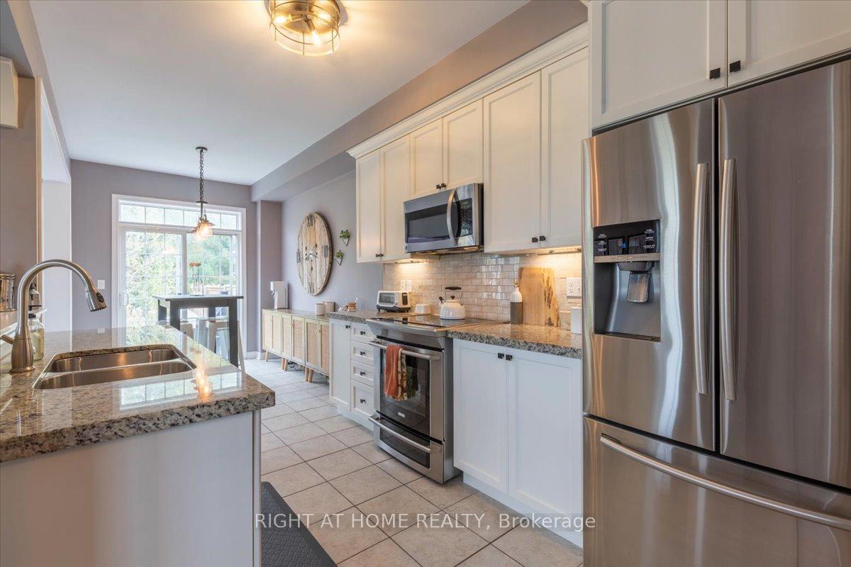 Photo 11 of 117 Collier Crescent, Essa, Angus — HOMEH
