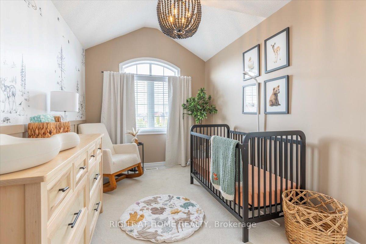 Photo 16 of 117 Collier Crescent, Essa, Angus — HOMEH