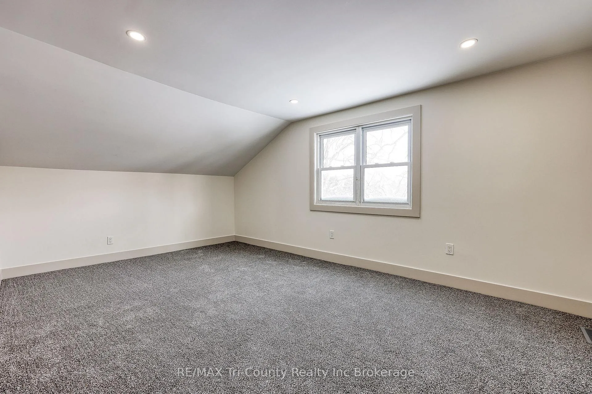 Photo 33 of 50307 Talbot Line, Malahide, Rural Malahide — HOMEH