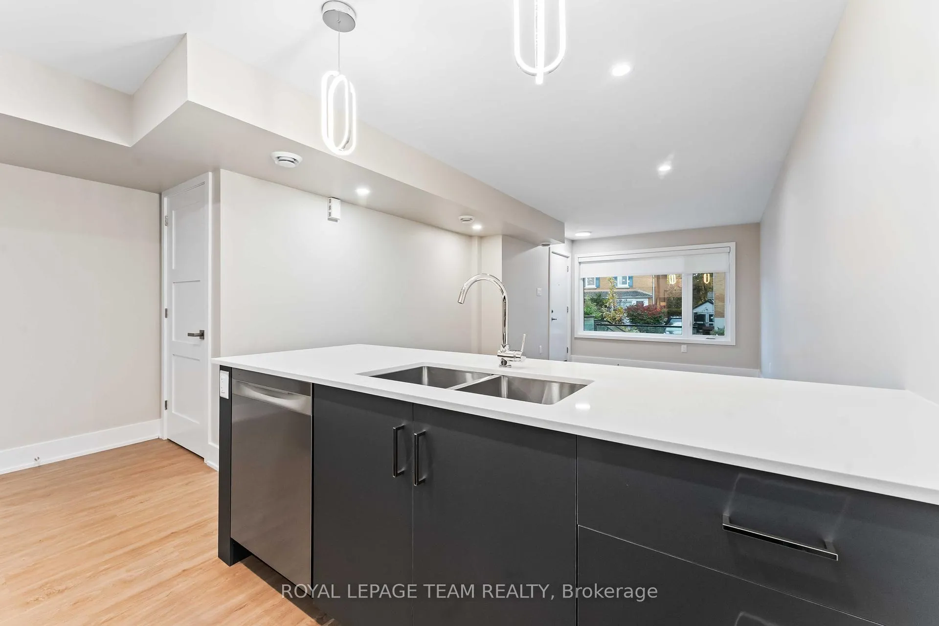 Photo 12 of Unit 1, 119 Springfield Road, Ottawa, Lindenlea — HOMEH
