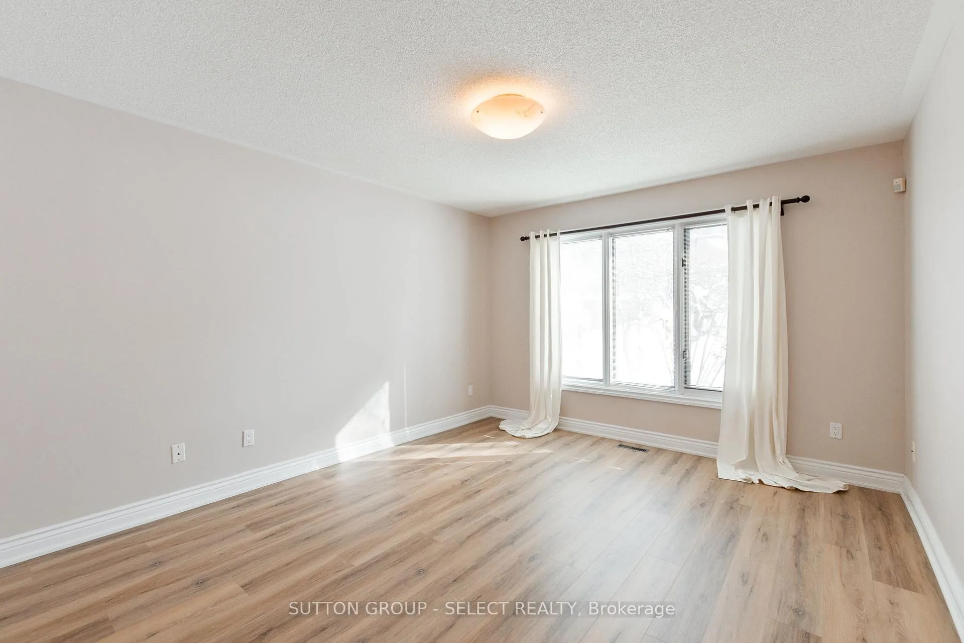 Photo 23 of Unit 21, 40 Quinella Drive, London, South C — HOMEH