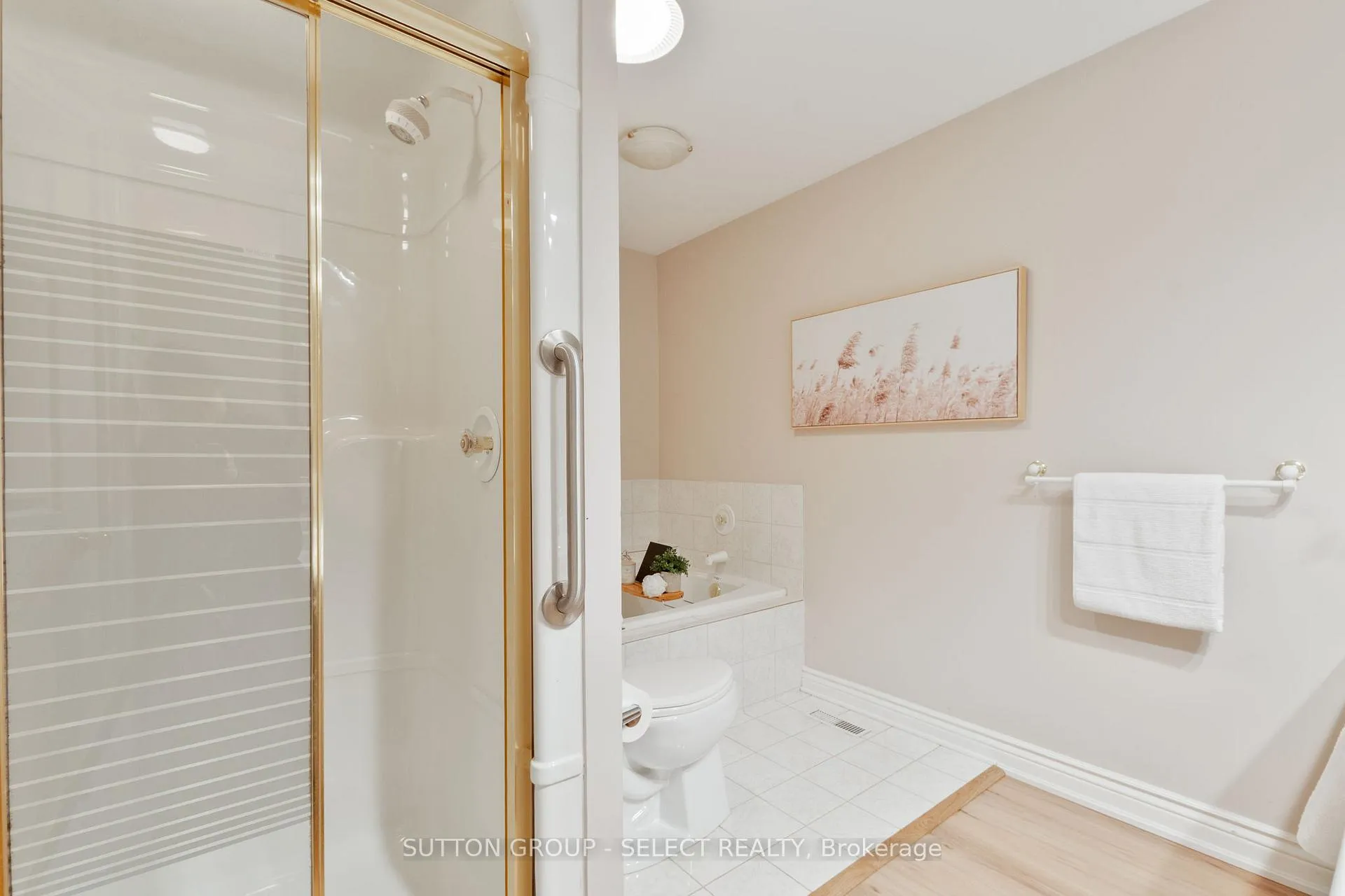 Photo 27 of Unit 21, 40 Quinella Drive, London, South C — HOMEH