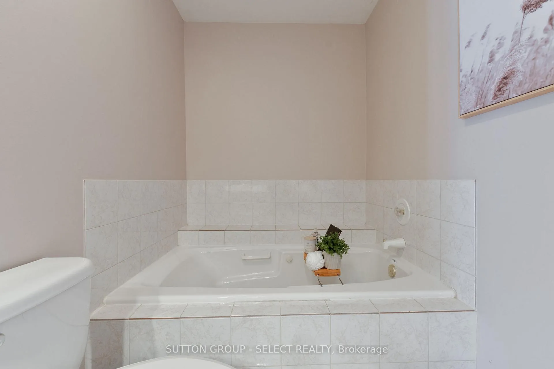 Photo 28 of Unit 21, 40 Quinella Drive, London, South C — HOMEH