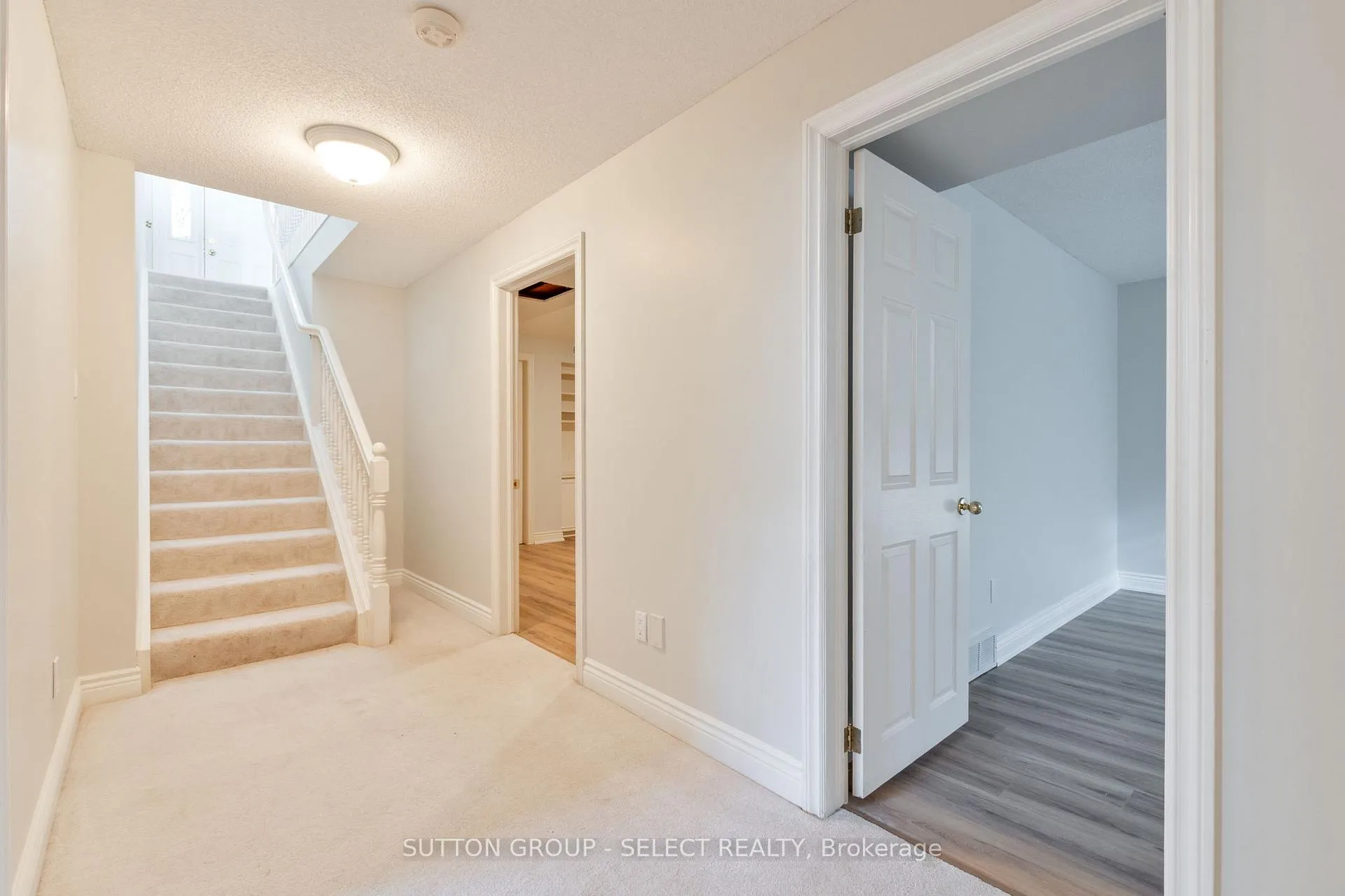 Photo 30 of Unit 21, 40 Quinella Drive, London, South C — HOMEH