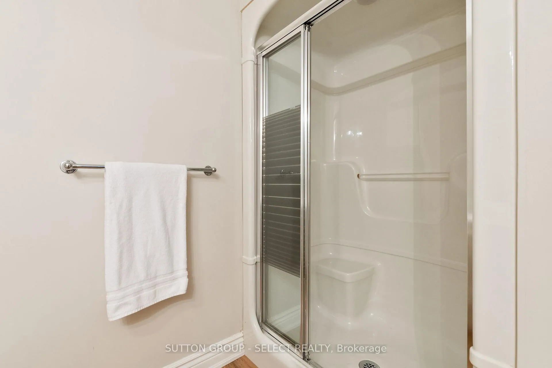 Photo 36 of Unit 21, 40 Quinella Drive, London, South C — HOMEH