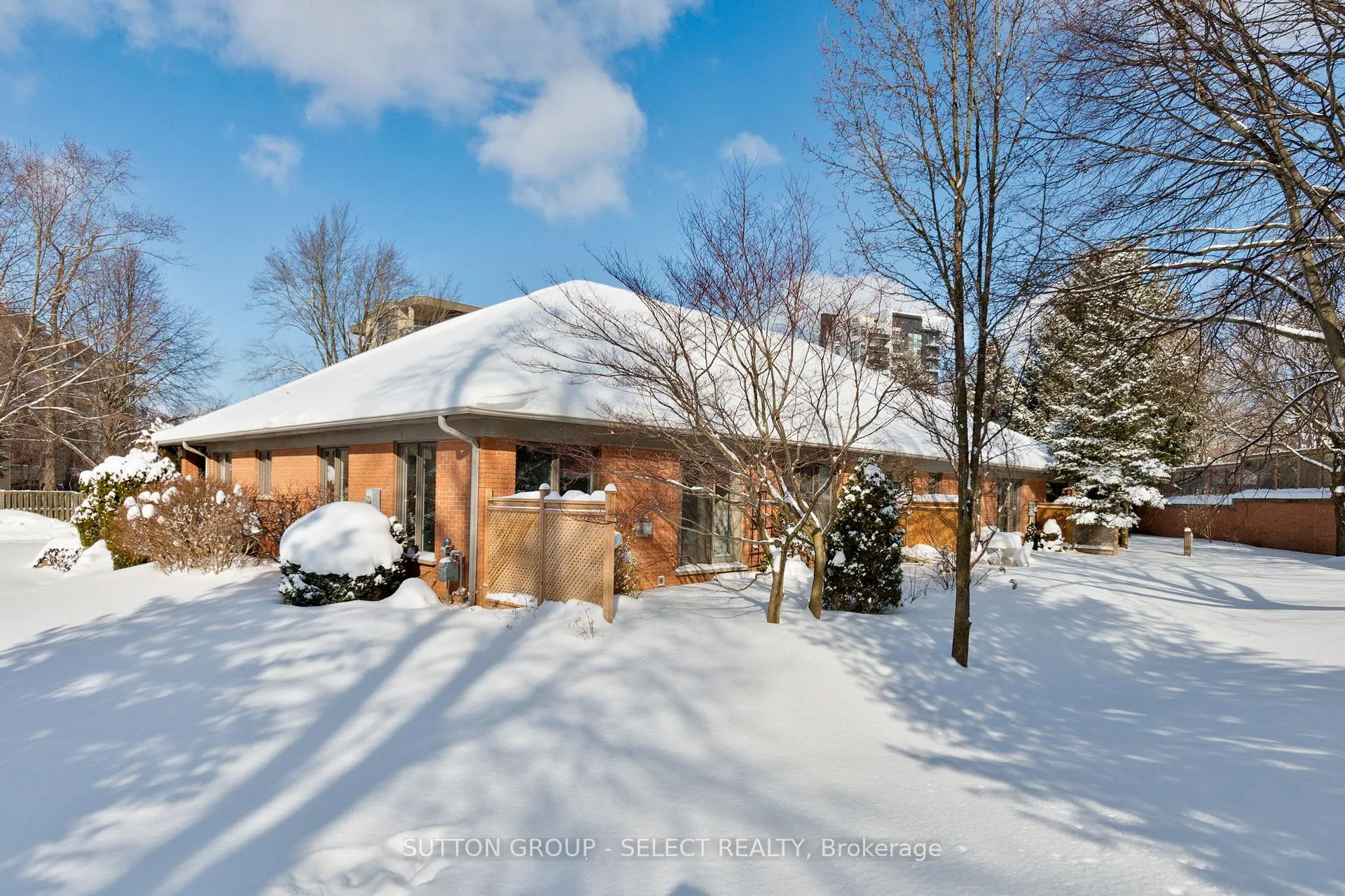 Photo 40 of Unit 21, 40 Quinella Drive, London, South C — HOMEH