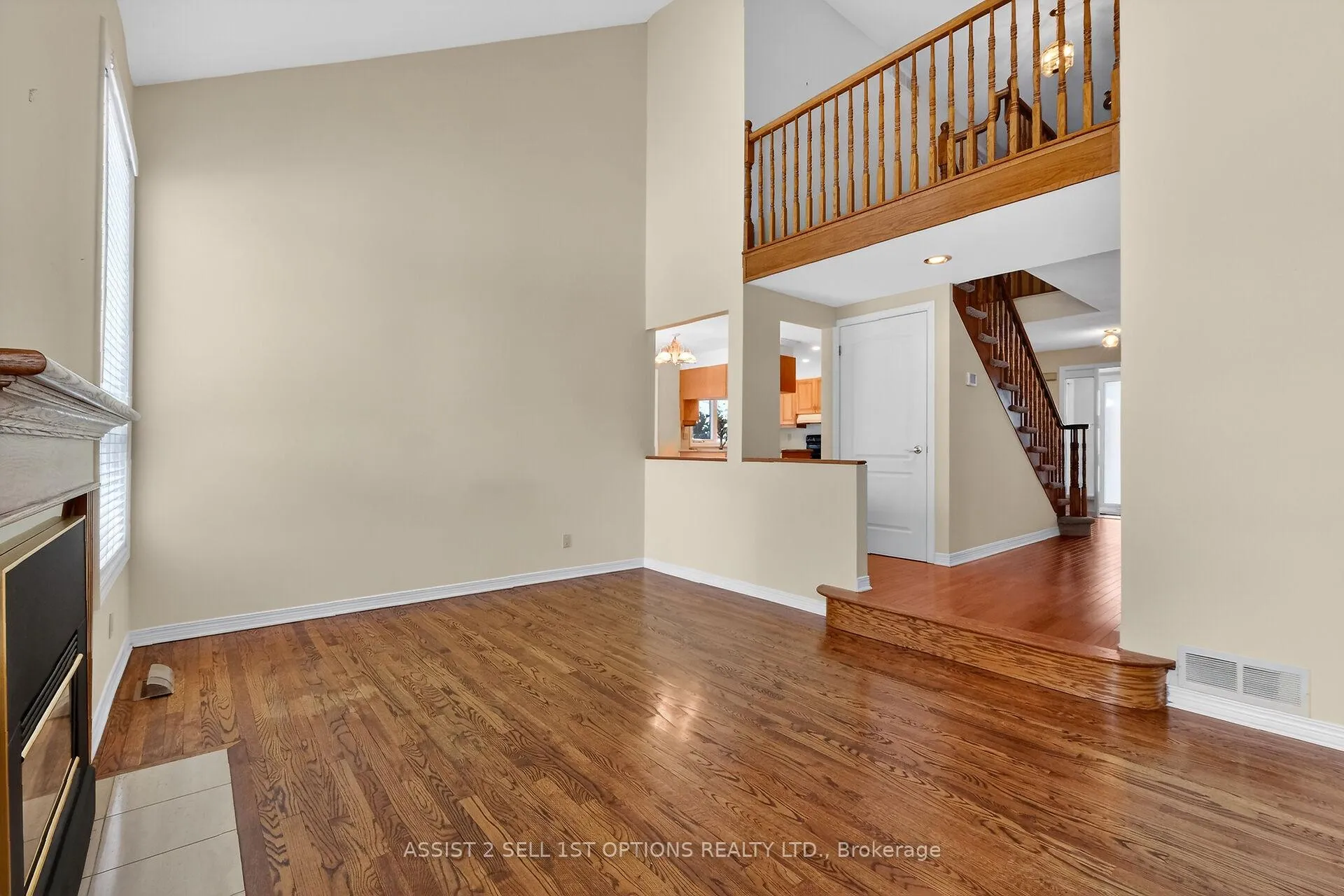 Photo 9 of 1700 Laurelwood Place, Ottawa, Chapel Hill — HOMEH