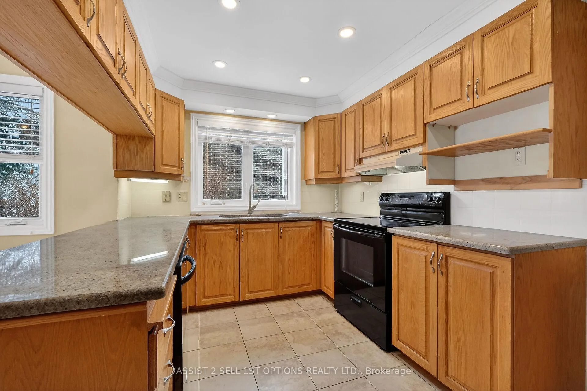 Photo 10 of 1700 Laurelwood Place, Ottawa, Chapel Hill — HOMEH