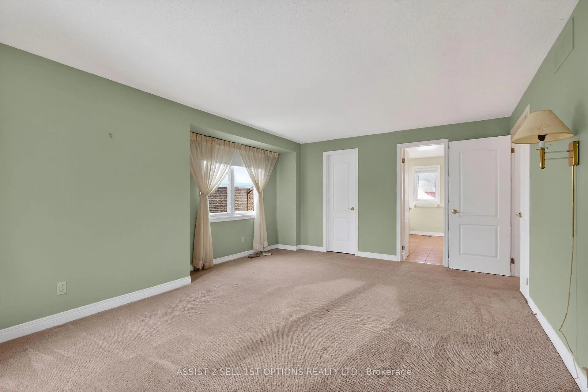 Photo 21 of 1700 Laurelwood Place, Ottawa, Chapel Hill — HOMEH