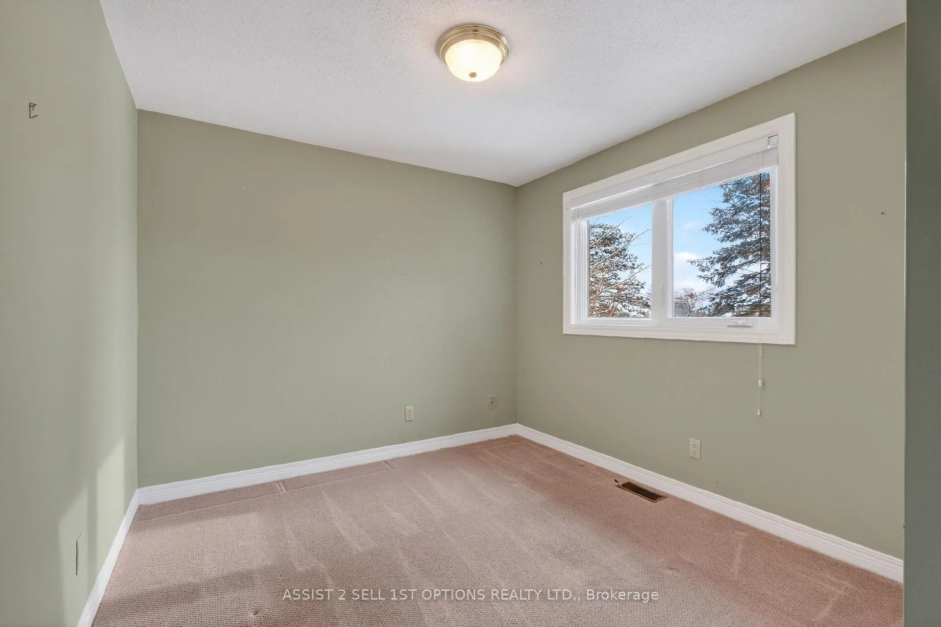 Photo 25 of 1700 Laurelwood Place, Ottawa, Chapel Hill — HOMEH