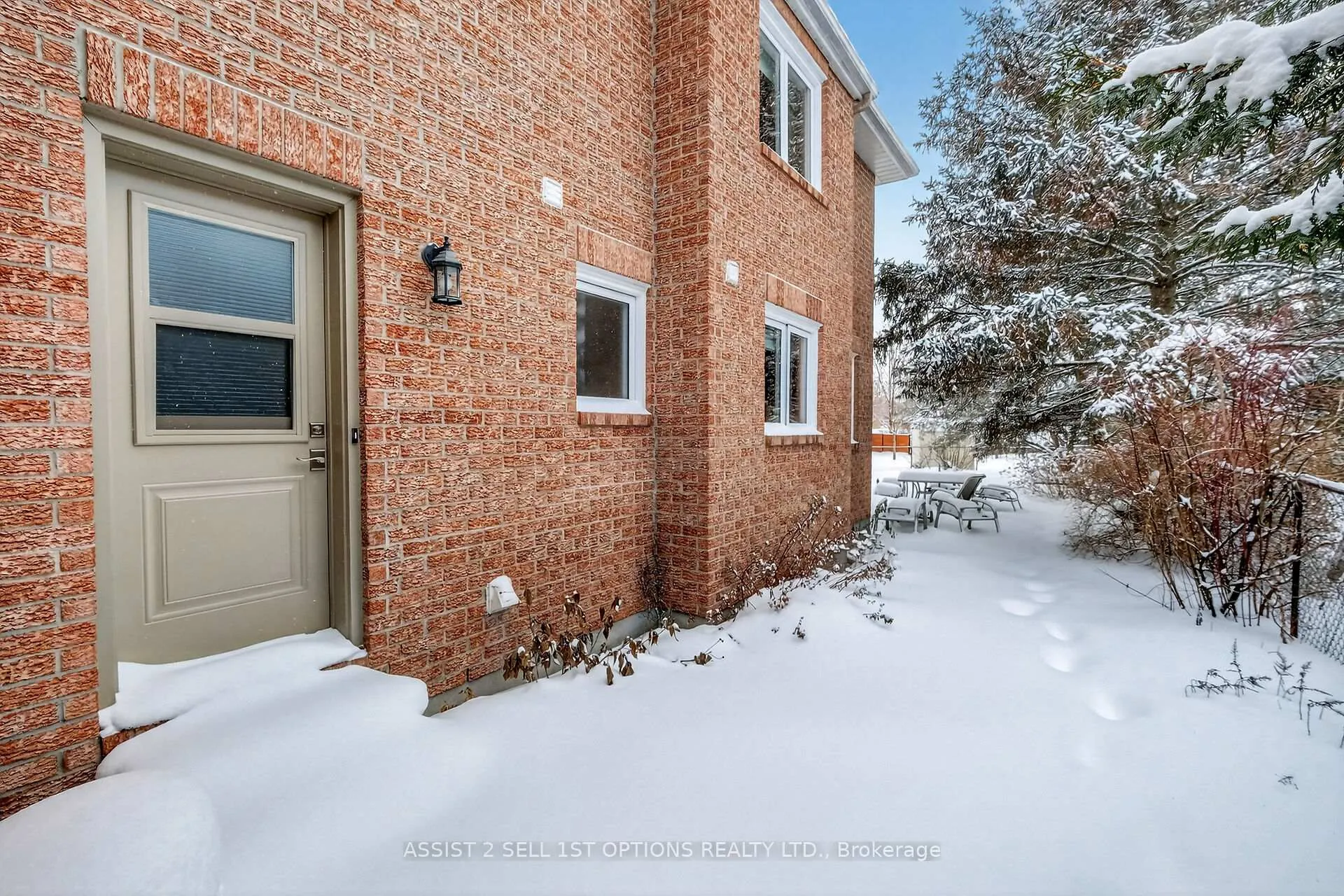 Photo 29 of 1700 Laurelwood Place, Ottawa, Chapel Hill — HOMEH