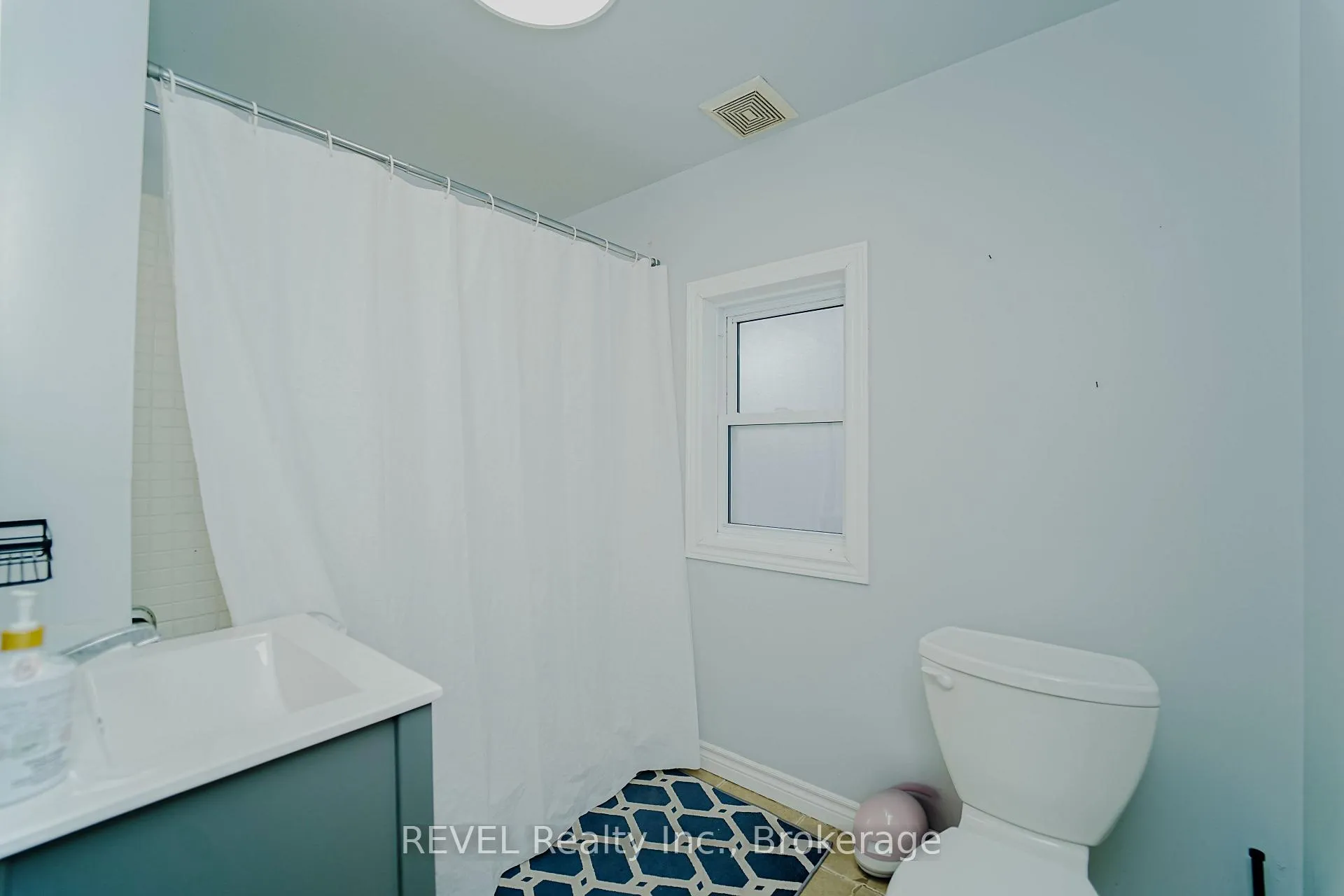 Photo 22 of 4586 Fifth Avenue, Niagara Falls, Cherrywood — HOMEH