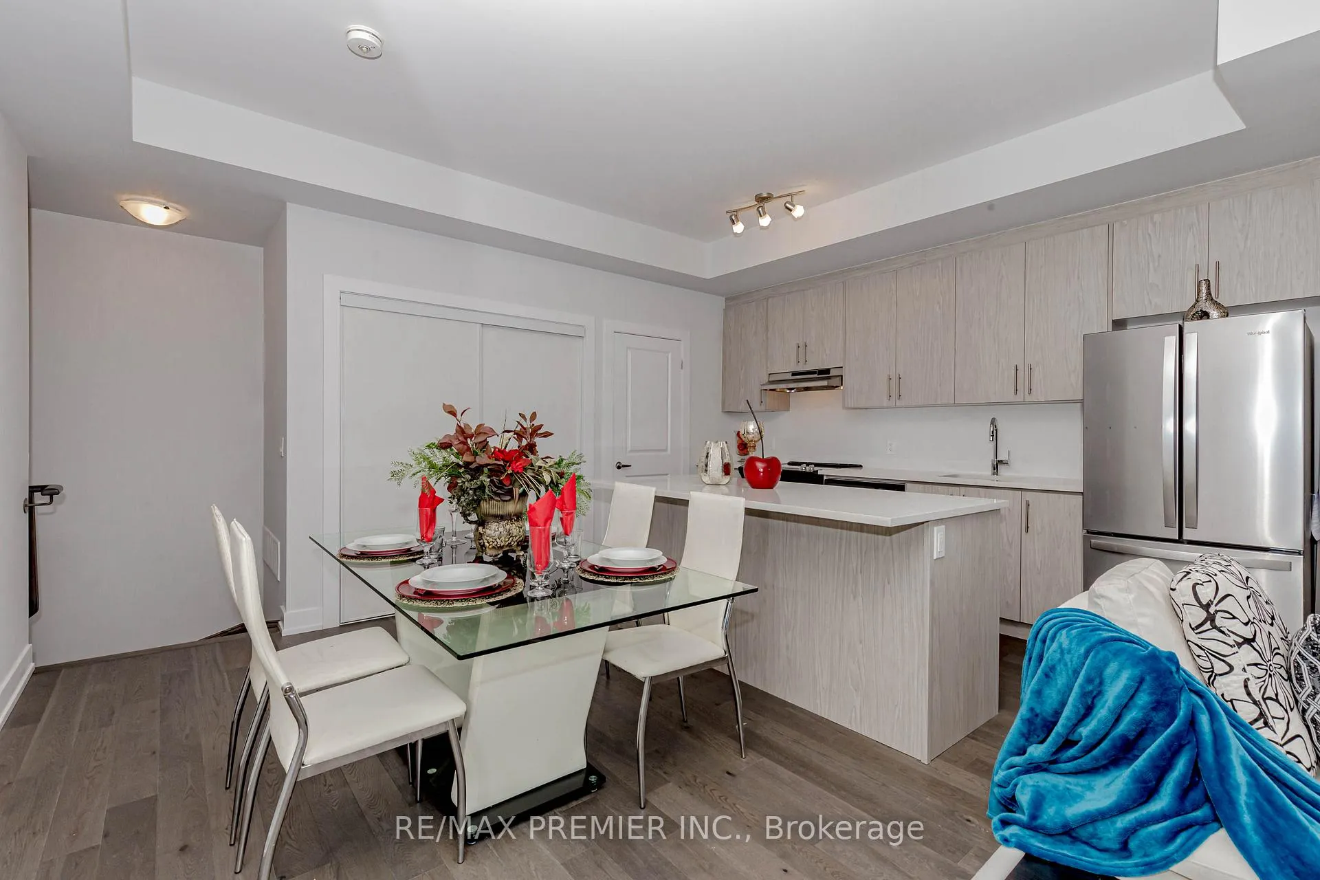Photo 14 of Unit 116, 9560 Islington Avenue, Vaughan, Sonoma Heights — HOMEH