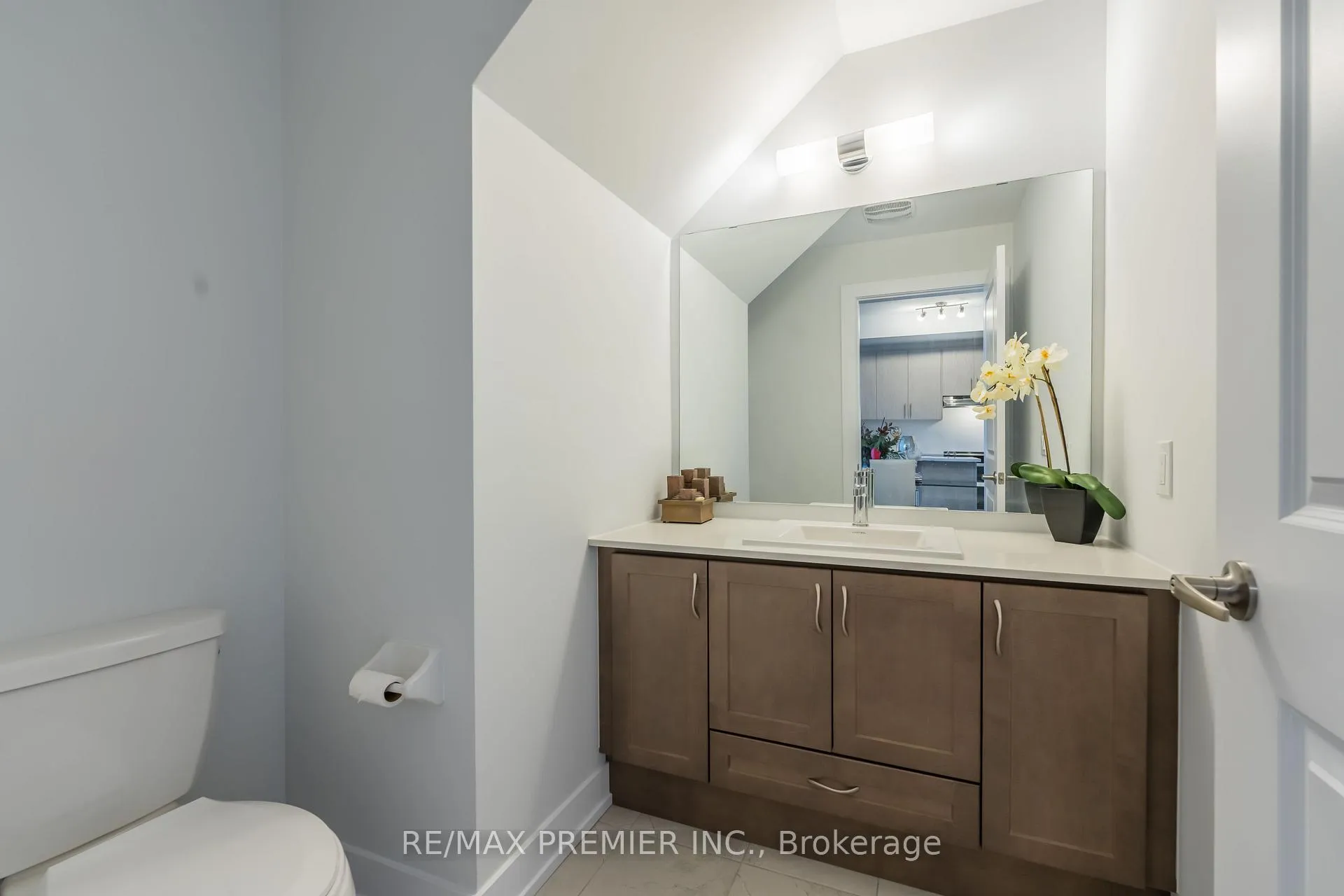 Photo 25 of Unit 116, 9560 Islington Avenue, Vaughan, Sonoma Heights — HOMEH