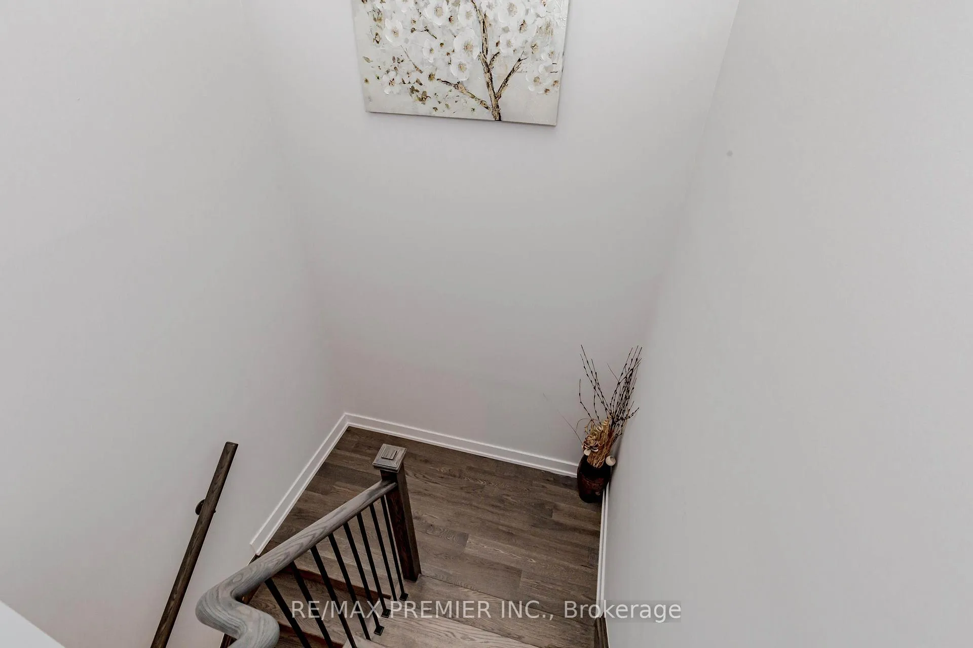 Photo 27 of Unit 116, 9560 Islington Avenue, Vaughan, Sonoma Heights — HOMEH