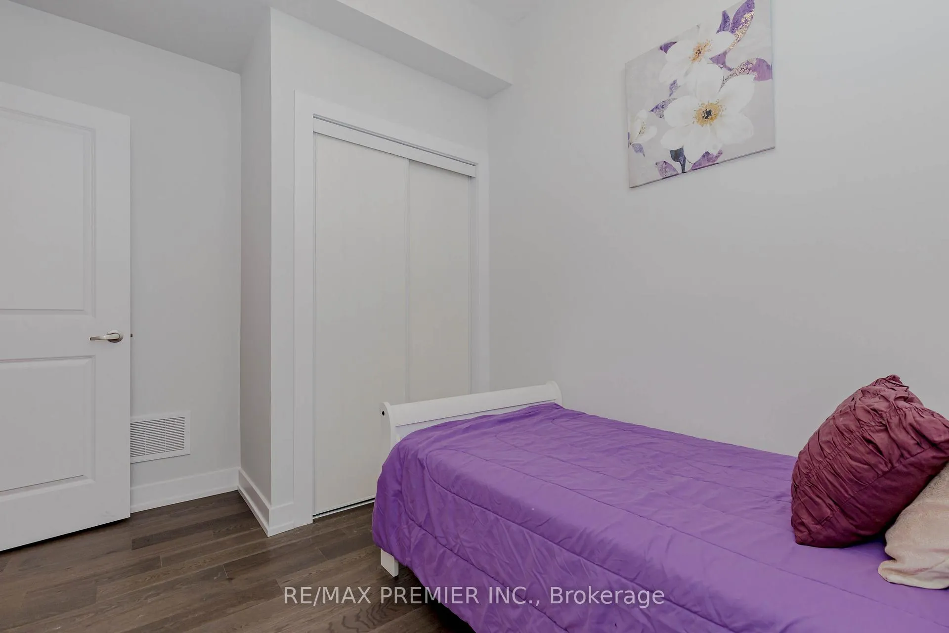 Photo 38 of Unit 116, 9560 Islington Avenue, Vaughan, Sonoma Heights — HOMEH