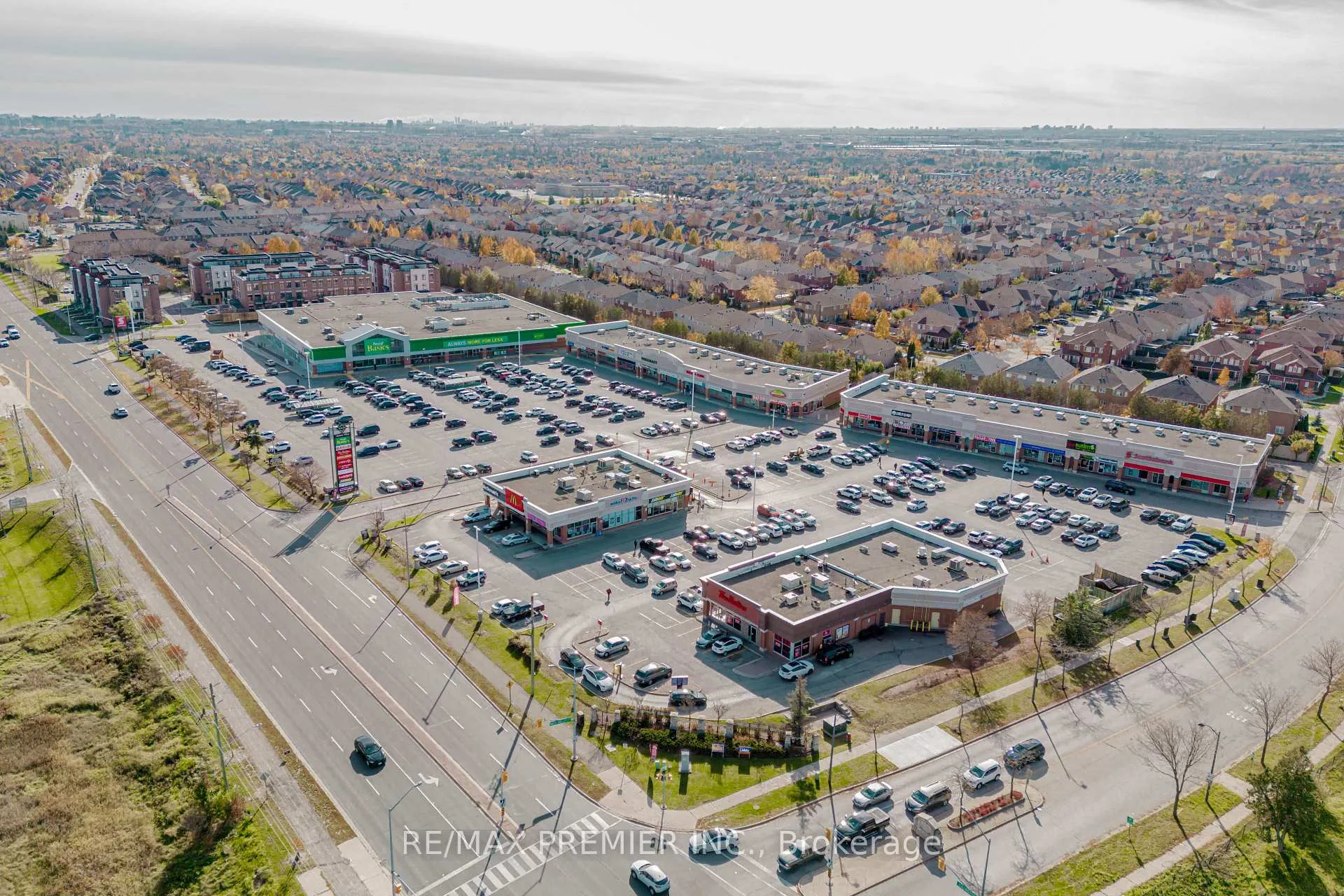 Photo 48 of Unit 116, 9560 Islington Avenue, Vaughan, Sonoma Heights — HOMEH