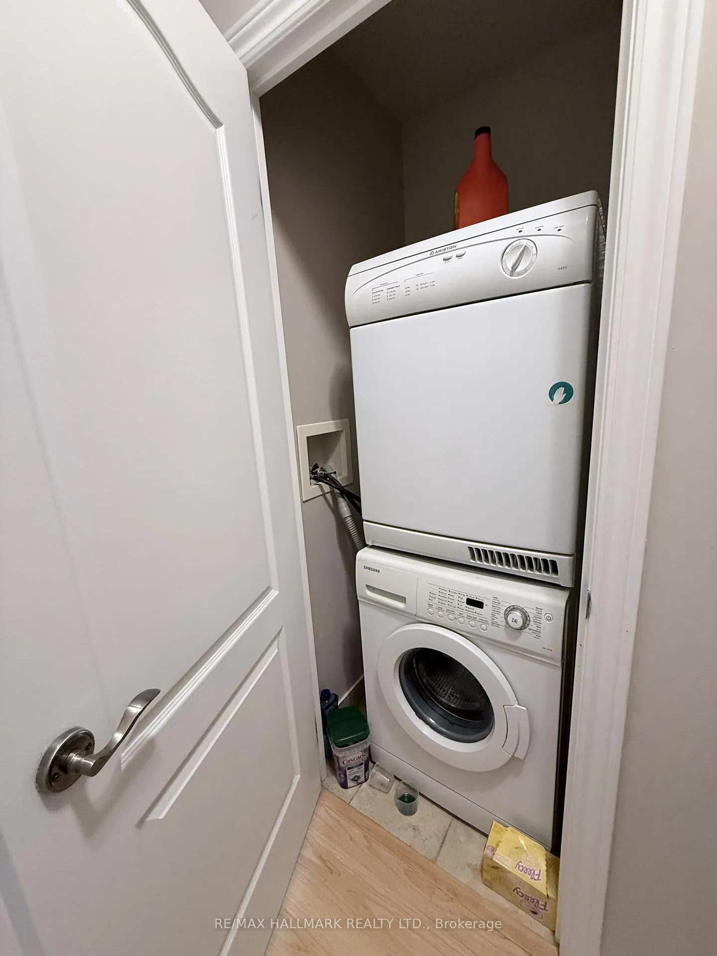 Photo 9 of Unit 1001, 15 North Park Road, Vaughan, Beverley Glen — HOMEH