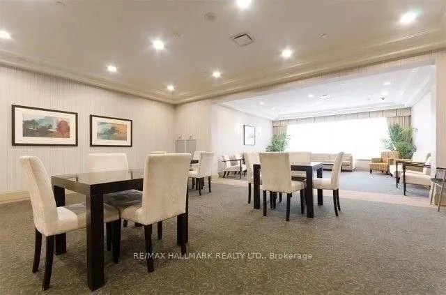 Photo 13 of Unit 1001, 15 North Park Road, Vaughan, Beverley Glen — HOMEH