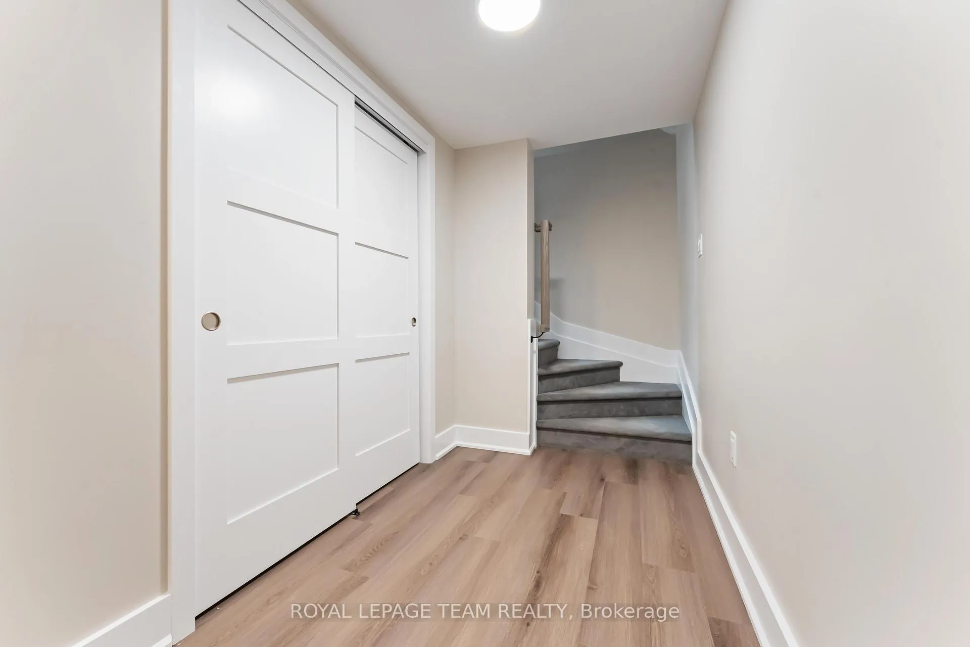 Photo 2 of Unit 1, 342 Fifth Avenue, Ottawa, Glebe — HOMEH