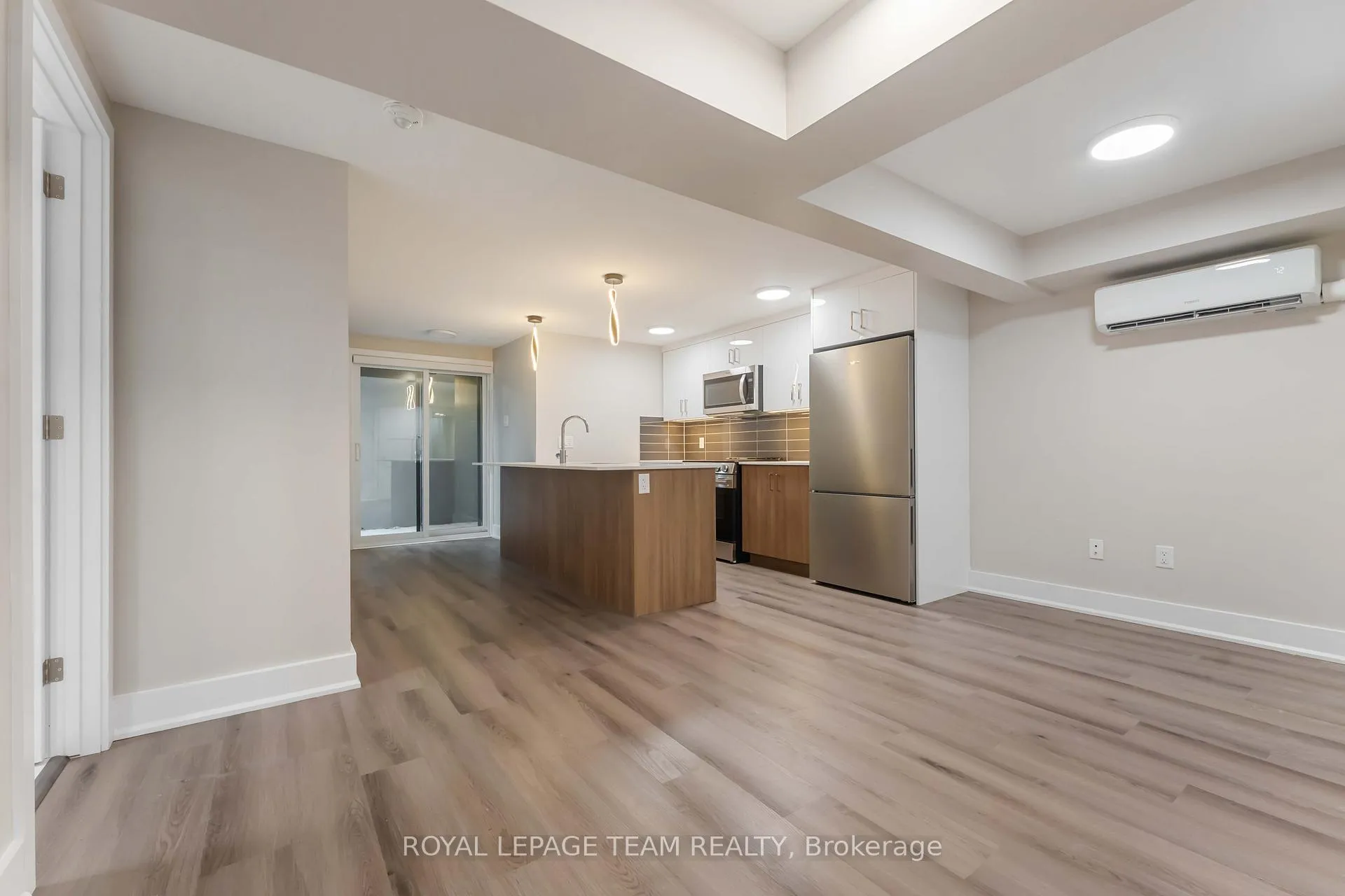 Photo 3 of Unit 1, 342 Fifth Avenue, Ottawa, Glebe — HOMEH