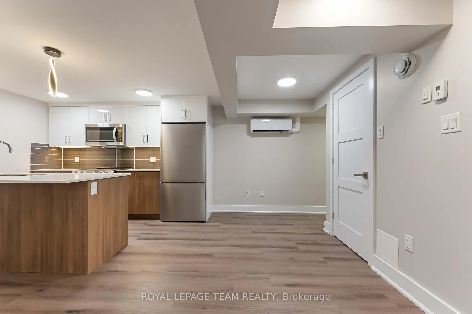 Photo 4 of Unit 1, 342 Fifth Avenue, Ottawa, Glebe — HOMEH