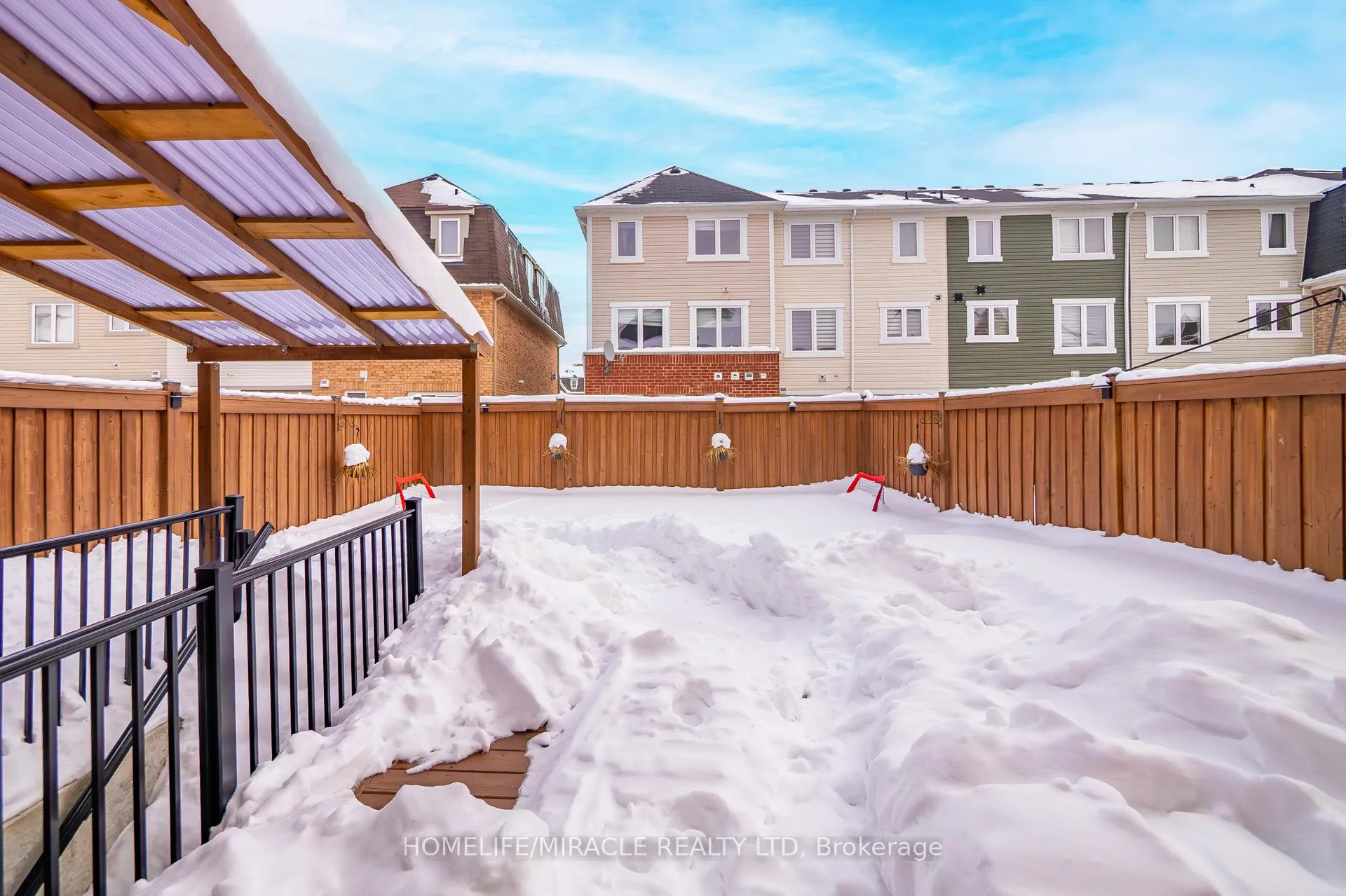 Photo 47 of 9 Baby Pointe Trail, Brampton, Northwest Brampton — HOMEH