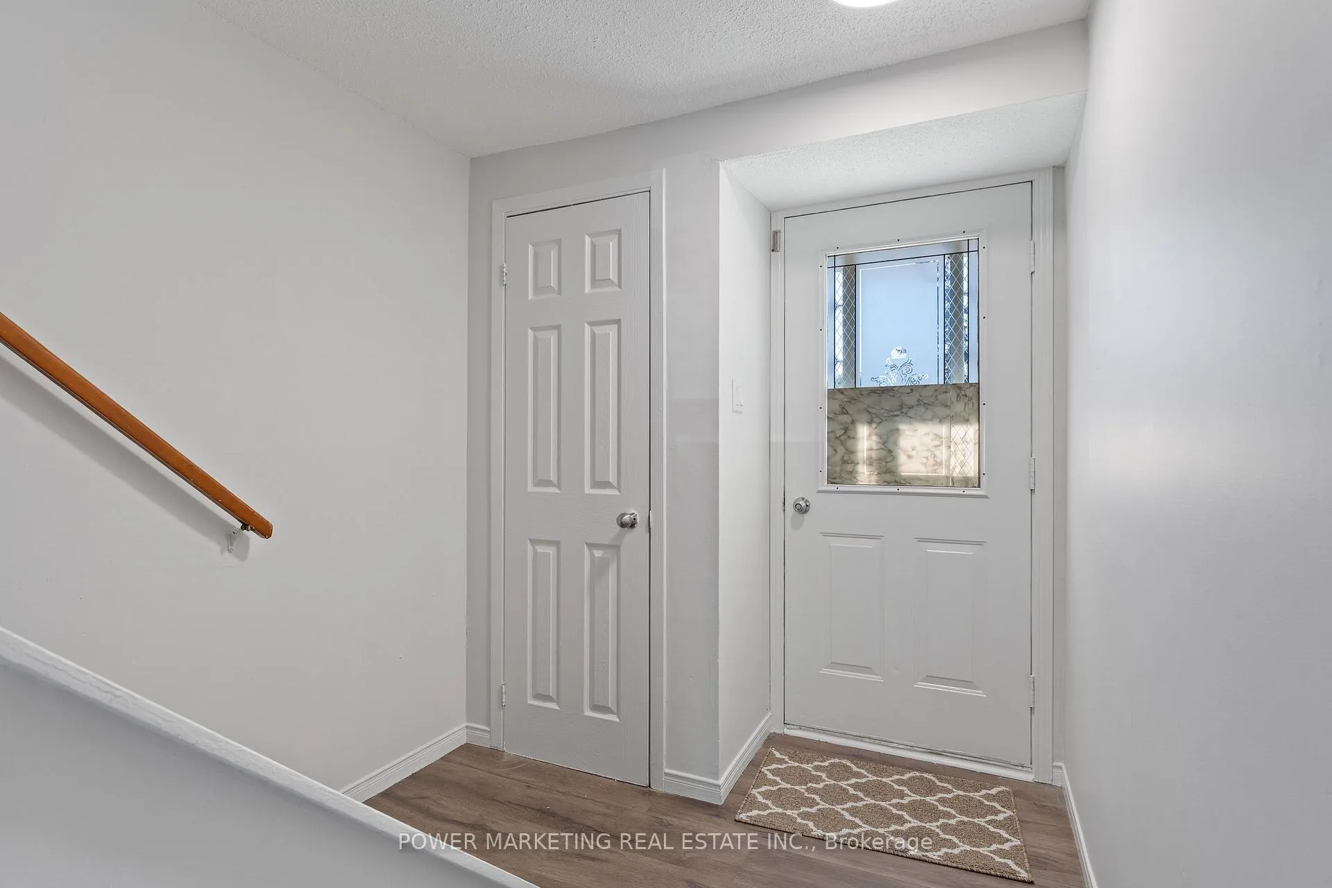 Photo 4 of Unit 182, 1045 Morrison Drive, Ottawa, Redwood Park — HOMEH
