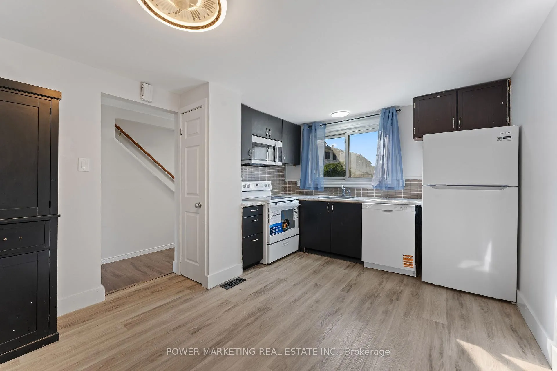 Photo 7 of Unit 182, 1045 Morrison Drive, Ottawa, Redwood Park — HOMEH
