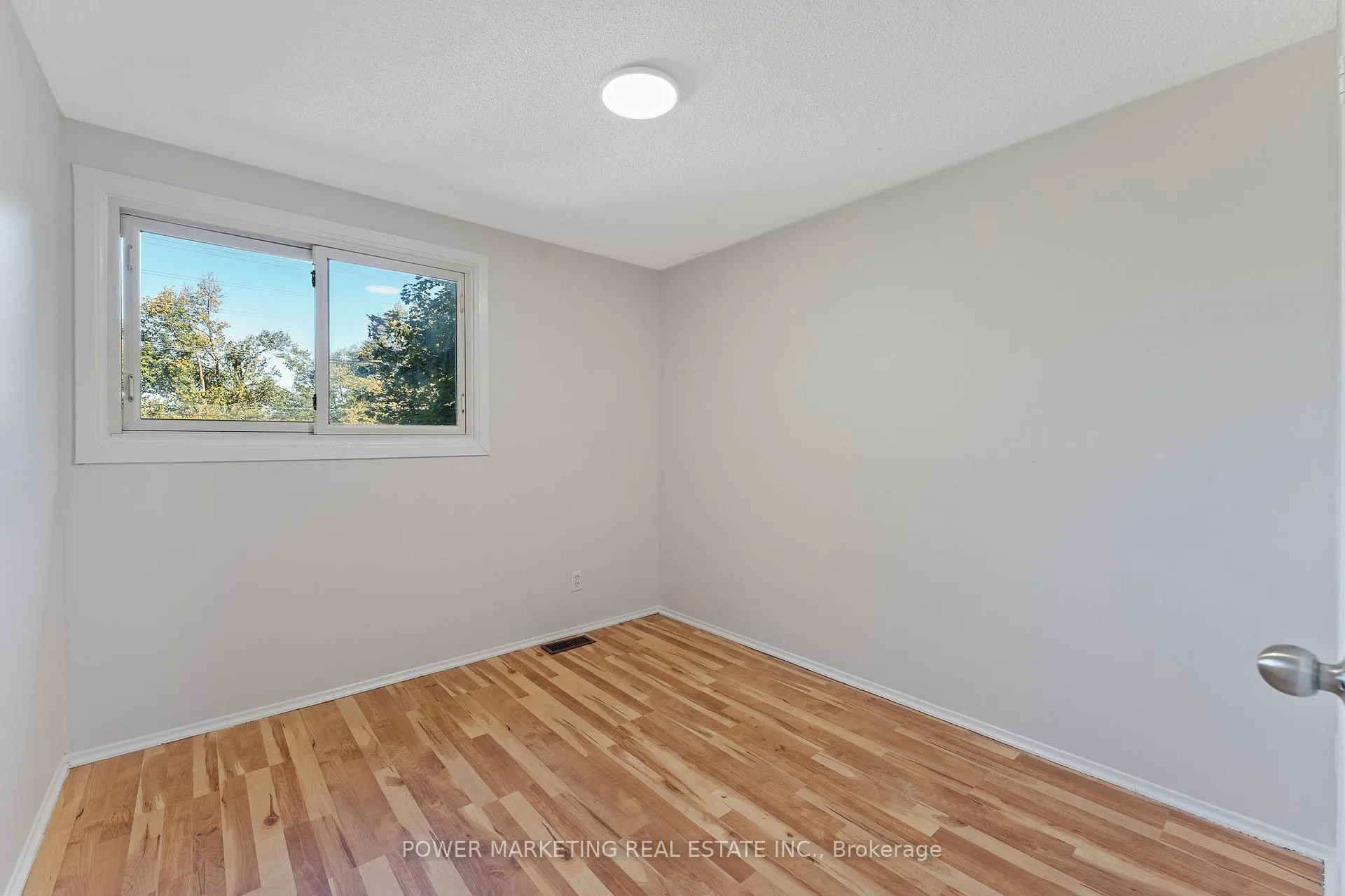 Photo 14 of Unit 182, 1045 Morrison Drive, Ottawa, Redwood Park — HOMEH