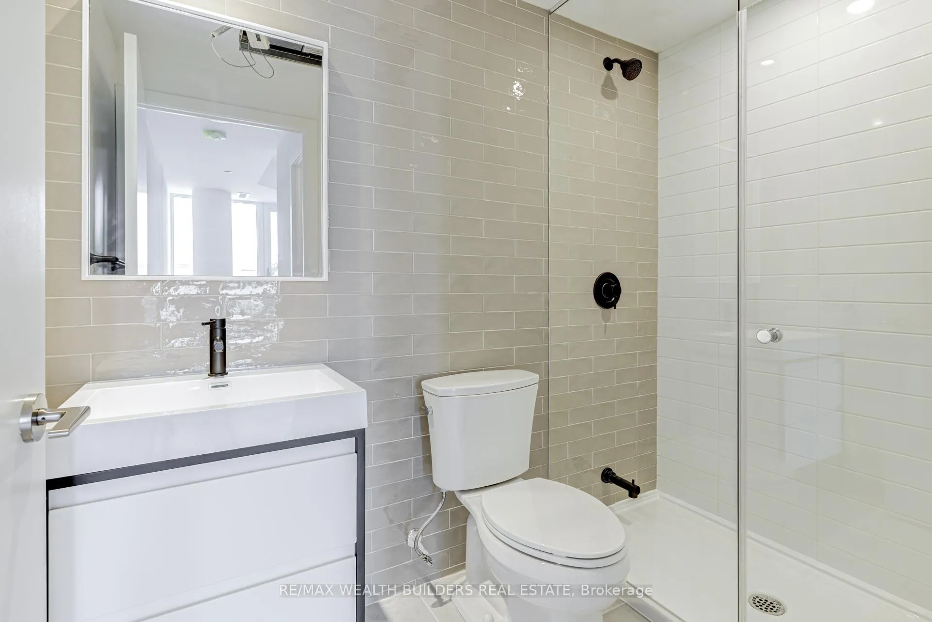 Photo 14 of Unit 627, 150 Logan Avenue, Toronto, South Riverdale — HOMEH