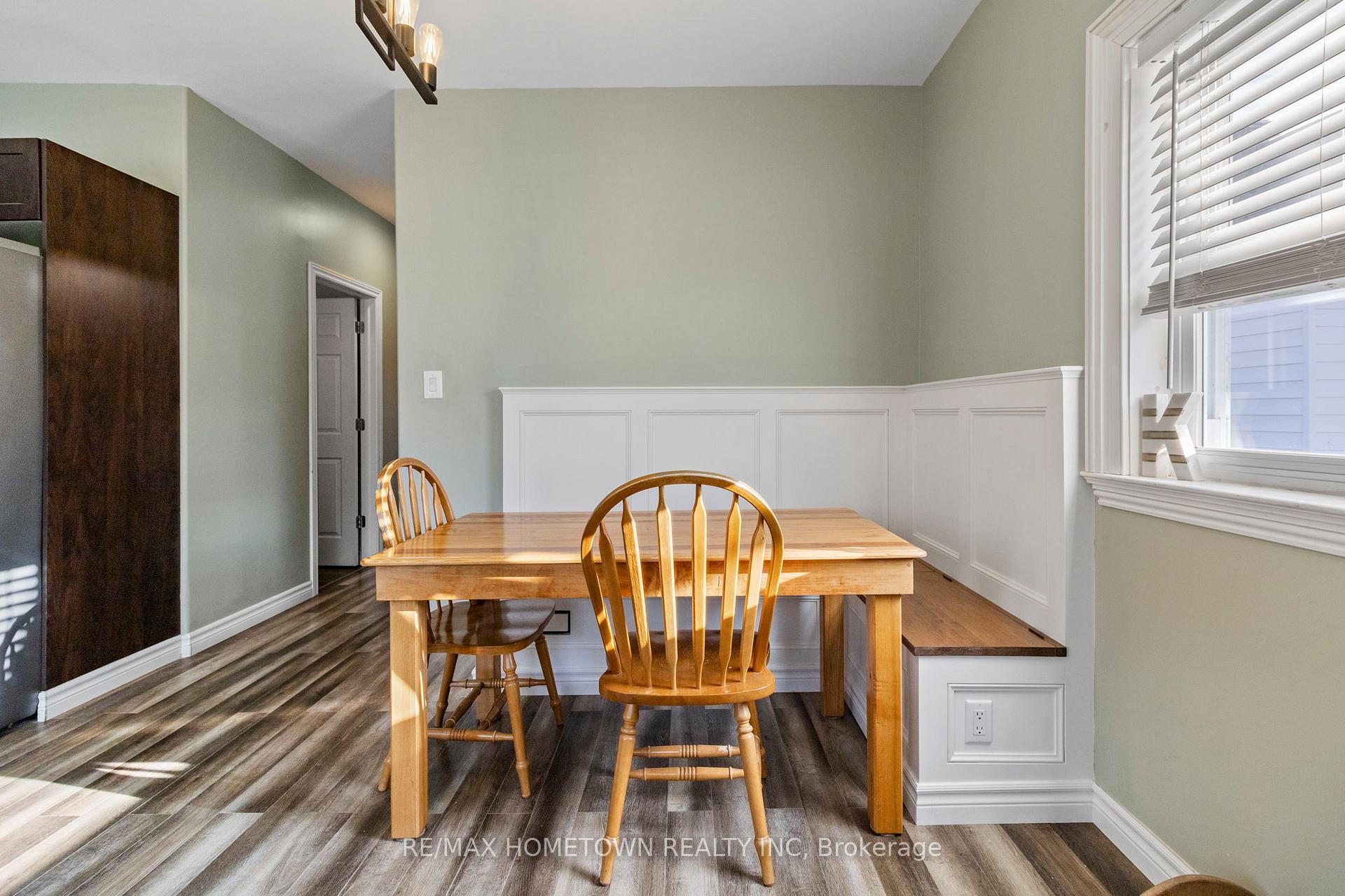 Photo 8 of 657 East Street, Edwardsburgh/Cardinal, Town of Cardinal — HOMEH