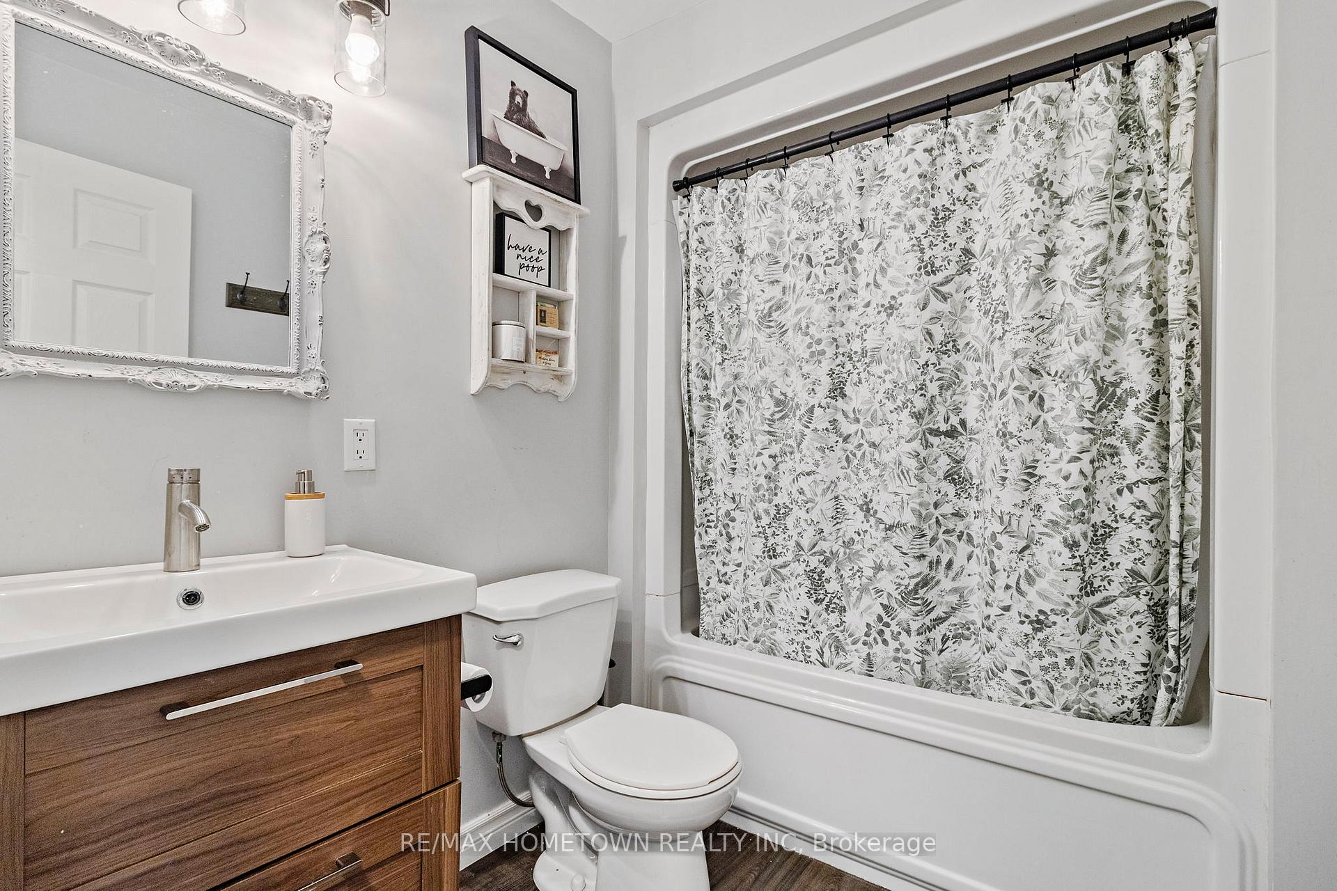 Photo 13 of 657 East Street, Edwardsburgh/Cardinal, Town of Cardinal — HOMEH