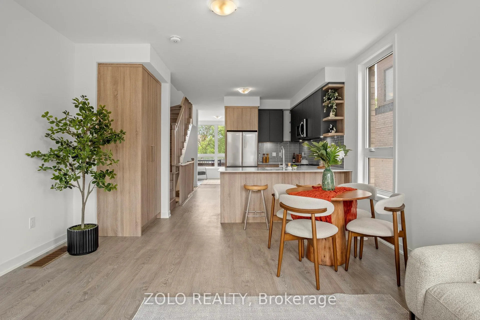 Photo 15 of 30 Deep Roots Terrace, Toronto, Englemount-Lawrence — HOMEH
