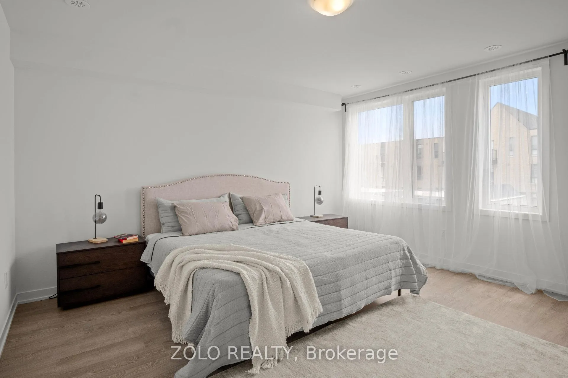 Photo 19 of 30 Deep Roots Terrace, Toronto, Englemount-Lawrence — HOMEH