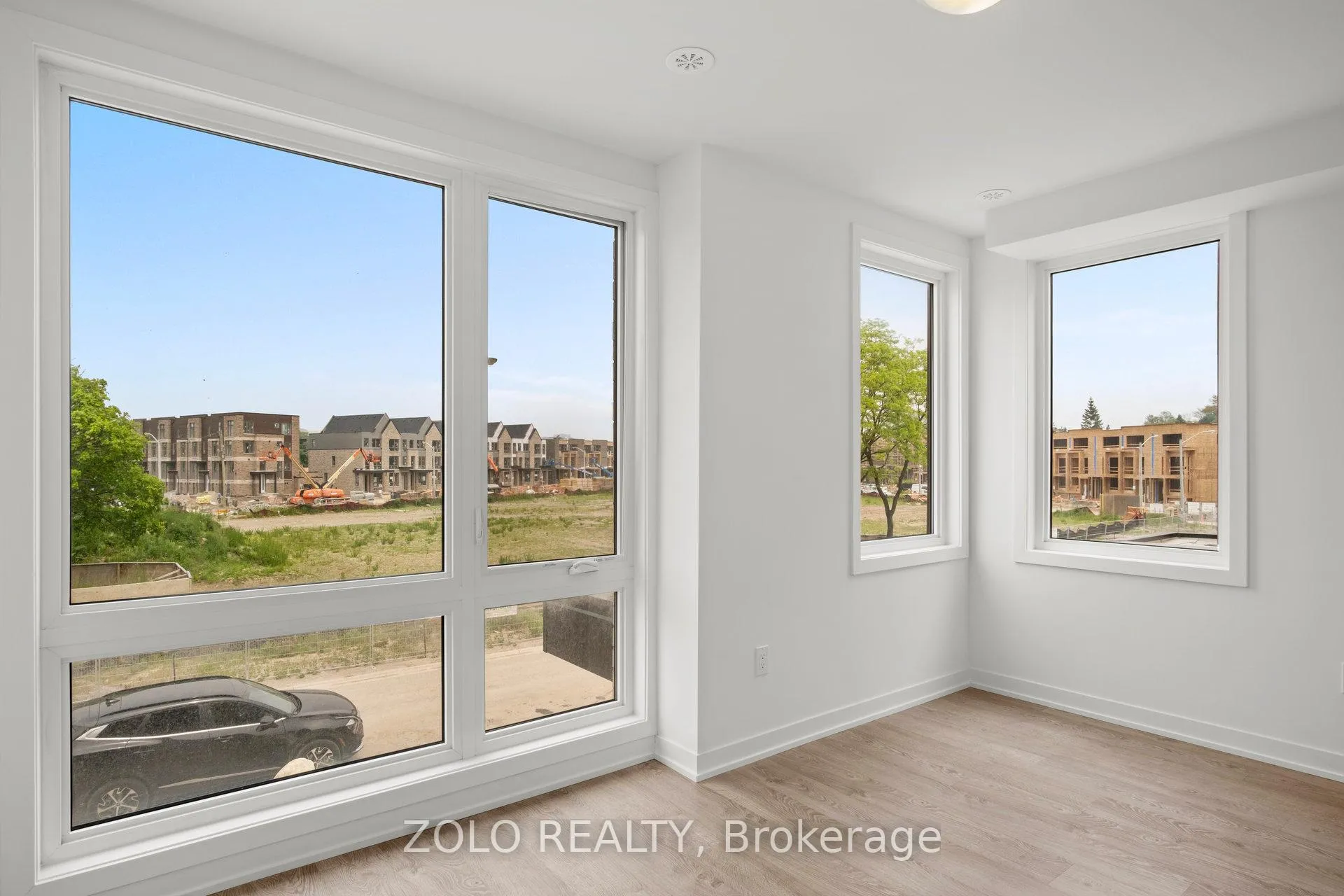 Photo 26 of 30 Deep Roots Terrace, Toronto, Englemount-Lawrence — HOMEH