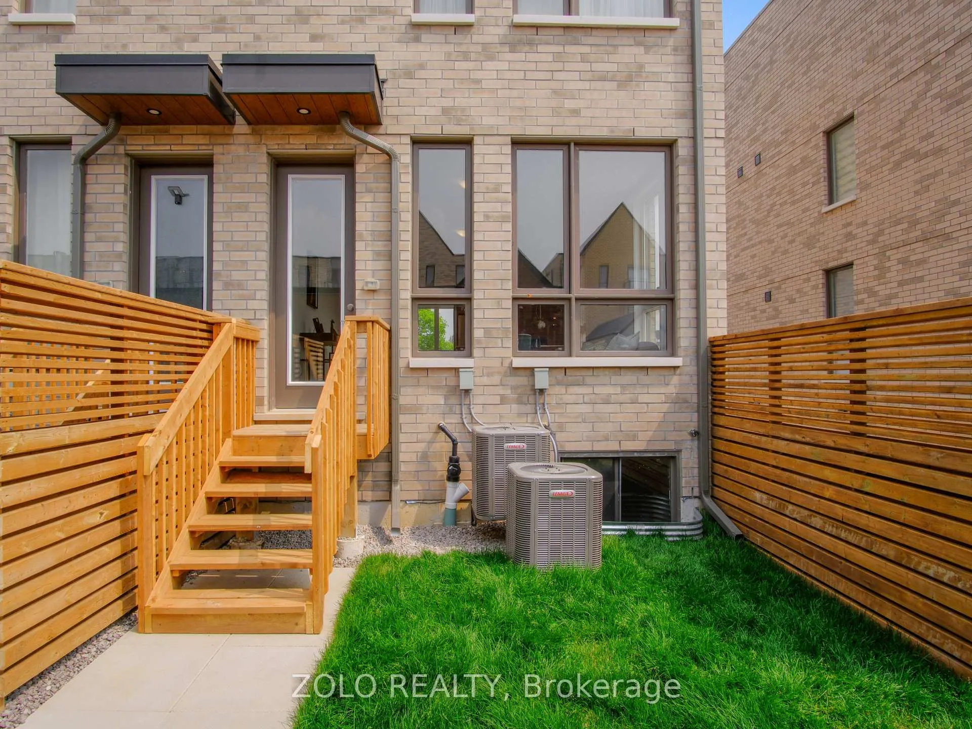 Photo 37 of 30 Deep Roots Terrace, Toronto, Englemount-Lawrence — HOMEH