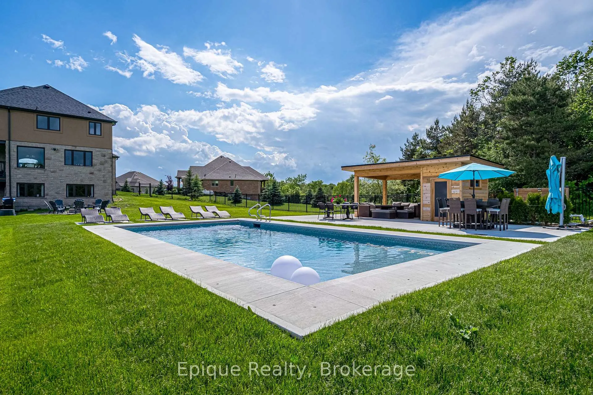 Photo 46 of 125 Crewson Court, Erin, Rural Erin — HOMEH