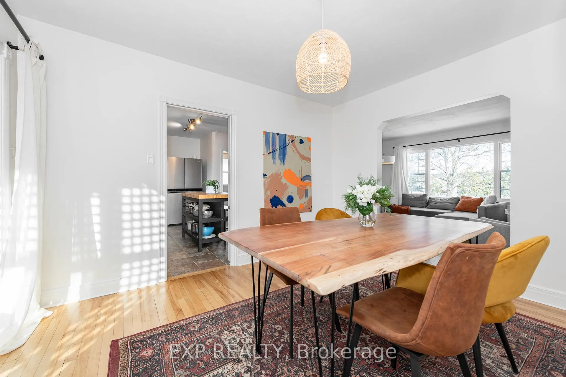 Photo 11 of 524 Wolffdale Crescent, Ottawa, Overbrook/Castle Heights — HOMEH