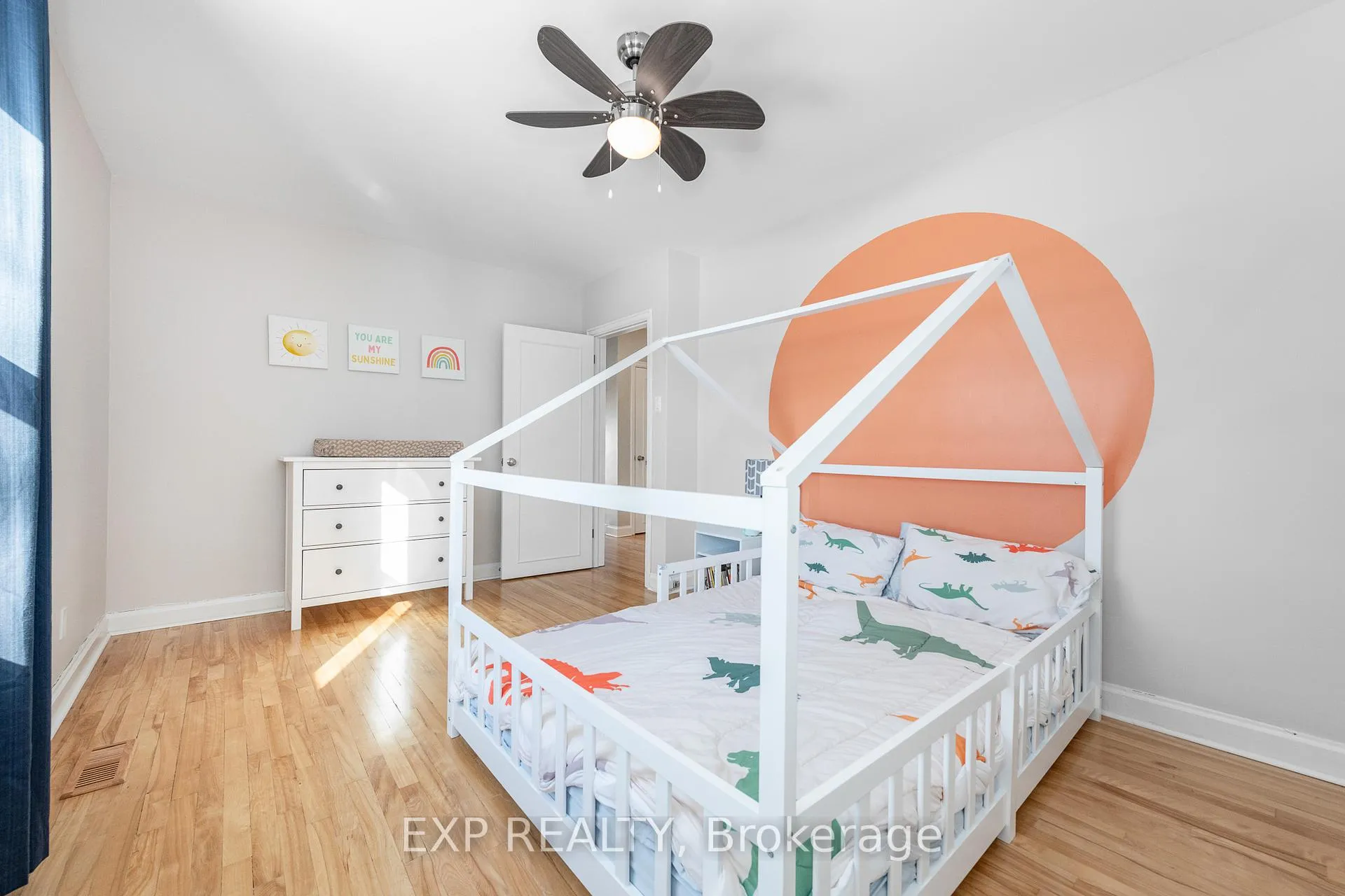 Photo 22 of 524 Wolffdale Crescent, Ottawa, Overbrook/Castle Heights — HOMEH