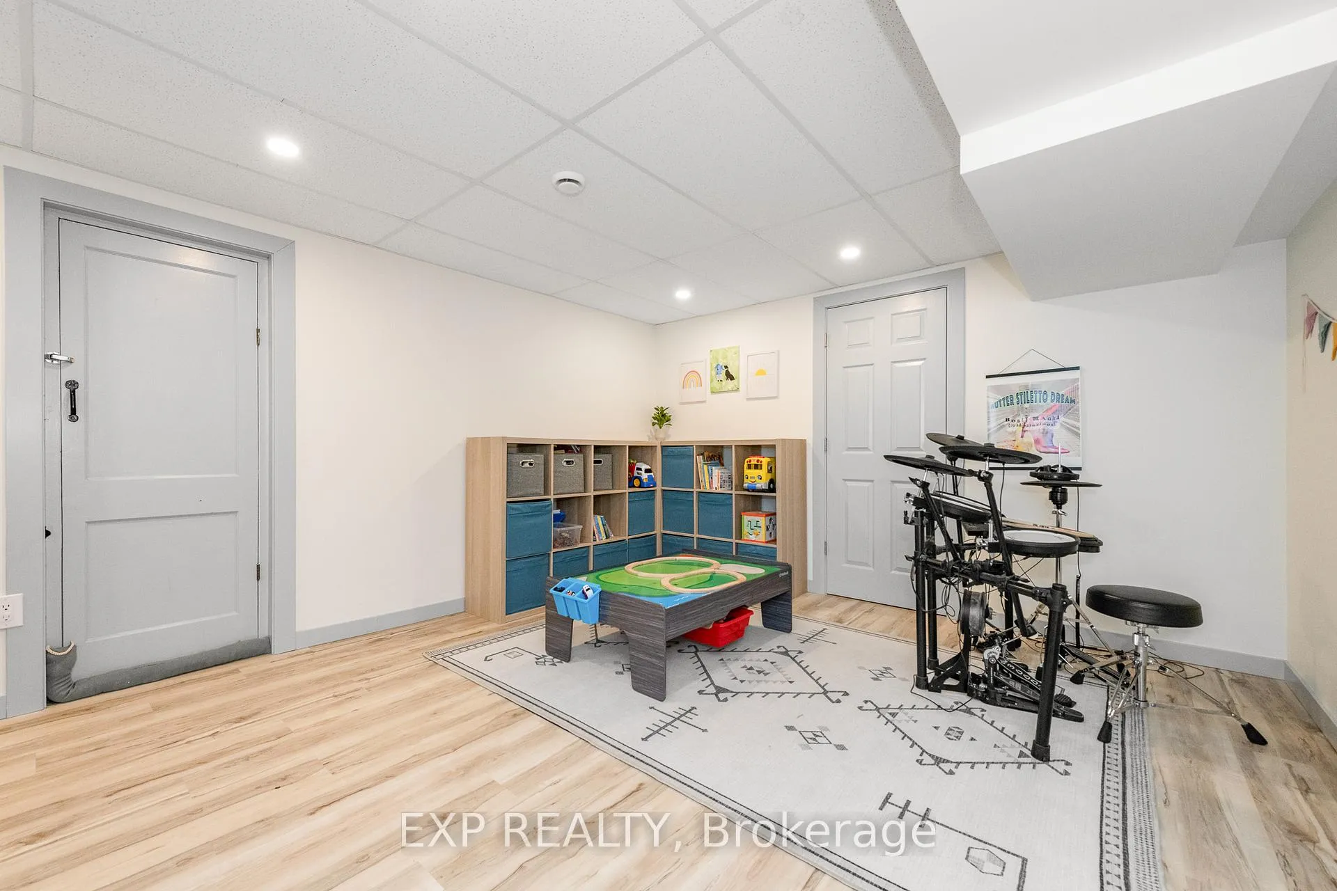 Photo 32 of 524 Wolffdale Crescent, Ottawa, Overbrook/Castle Heights — HOMEH