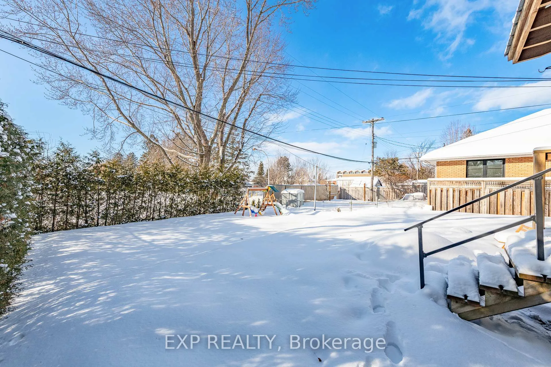 Photo 42 of 524 Wolffdale Crescent, Ottawa, Overbrook/Castle Heights — HOMEH