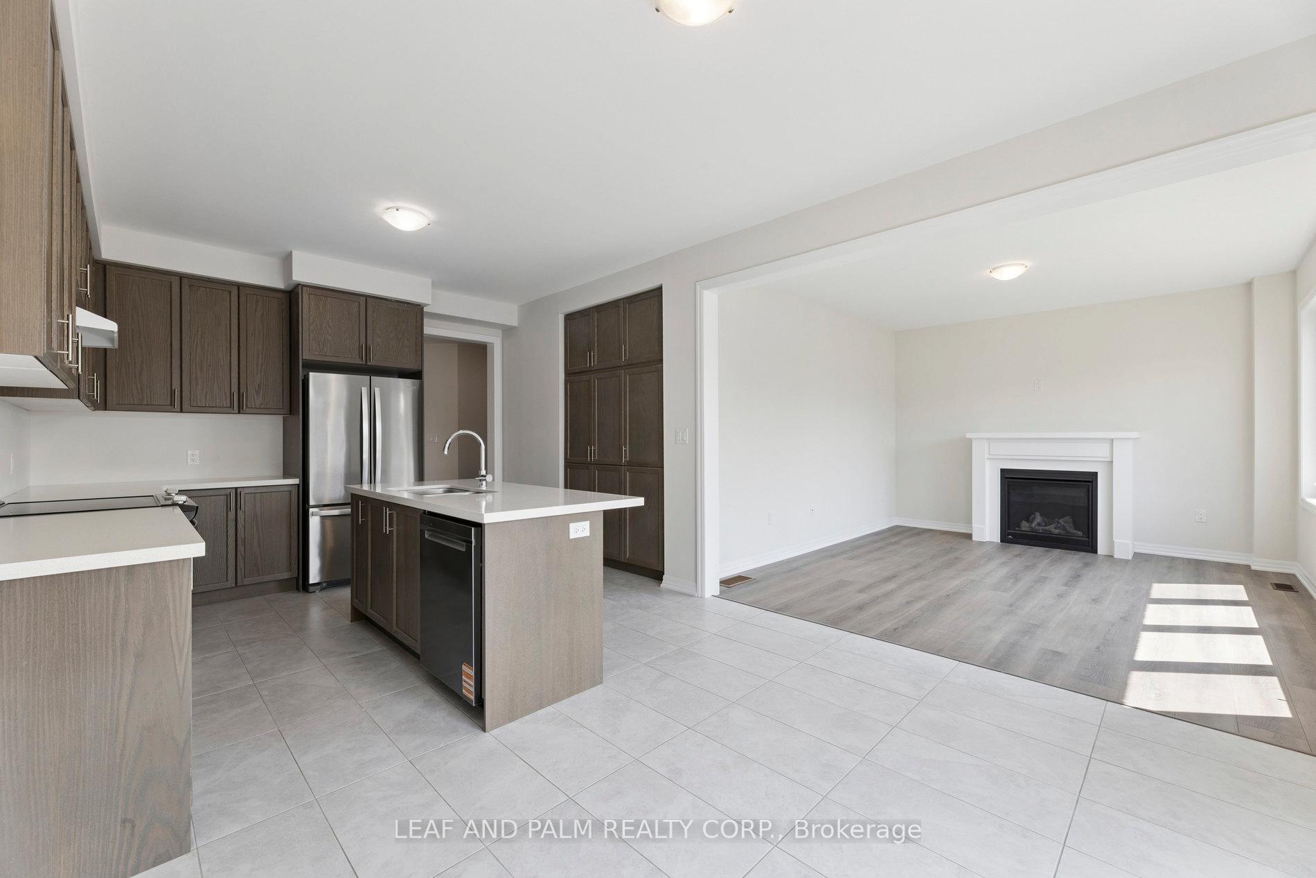 Photo 5 of 7 Ed Ewert Avenue, Clarington, Newcastle — HOMEH