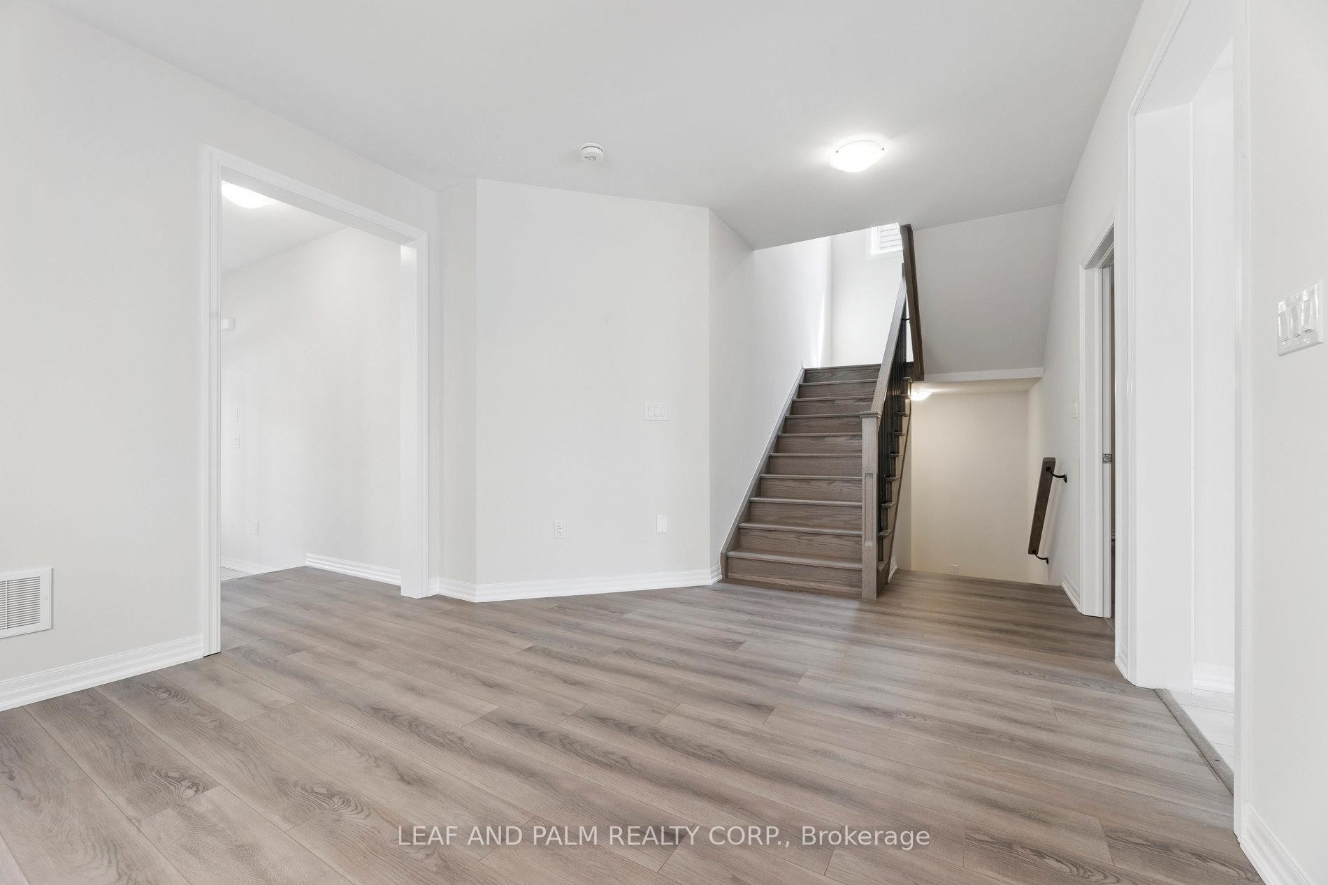 Photo 8 of 7 Ed Ewert Avenue, Clarington, Newcastle — HOMEH